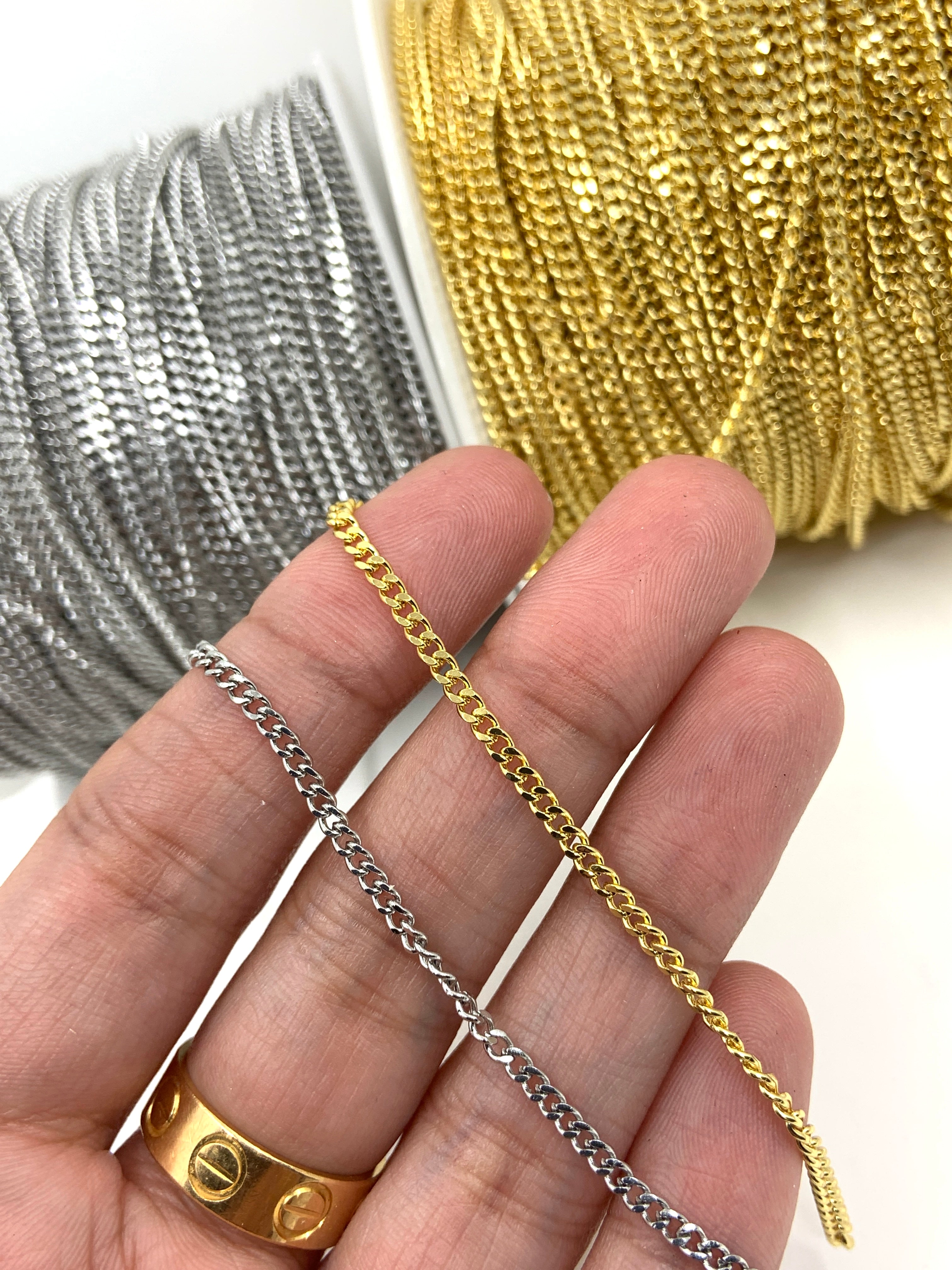 Unfinished Mini Curb Chain in gold and silver