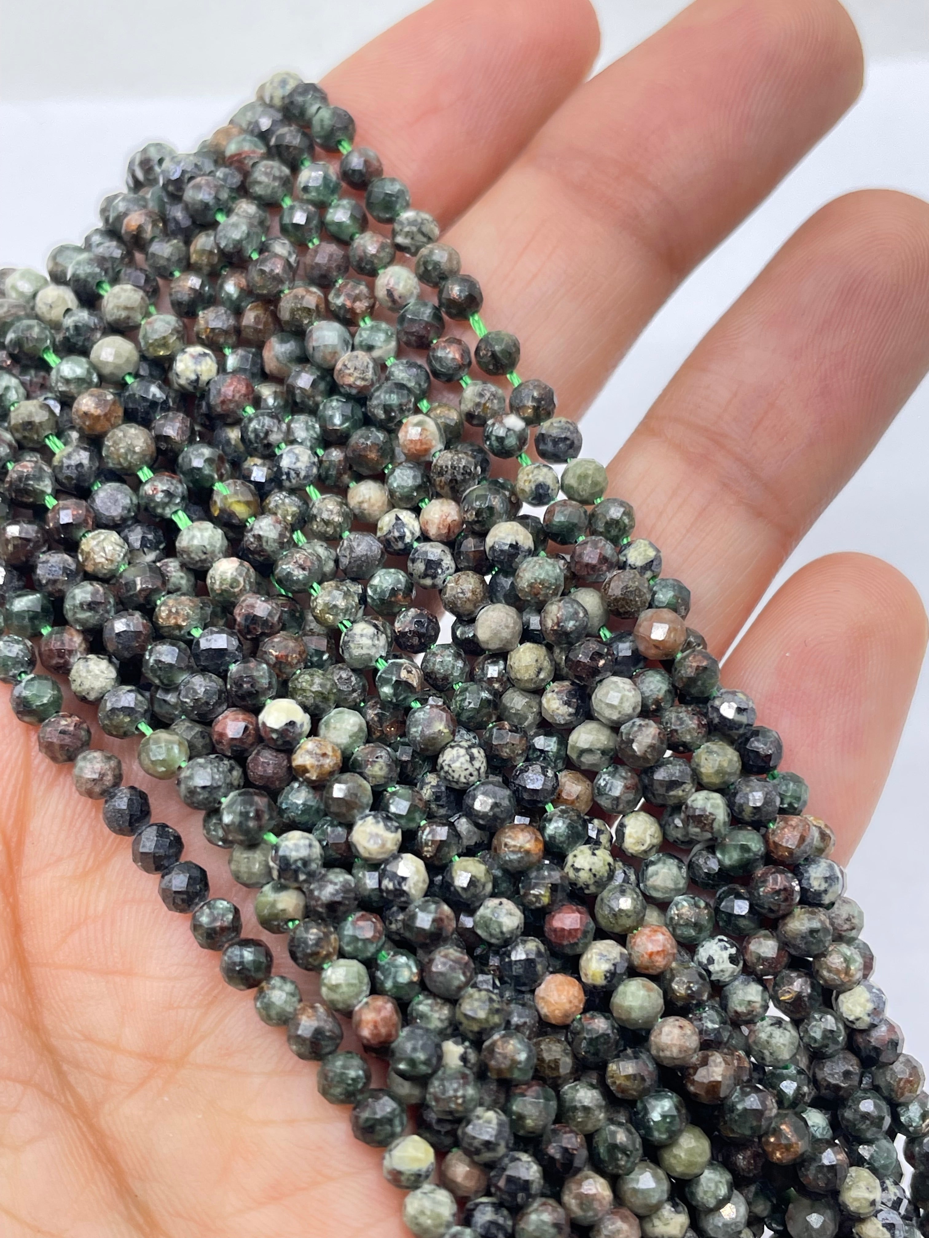 3mm Round faceted serpentine beads