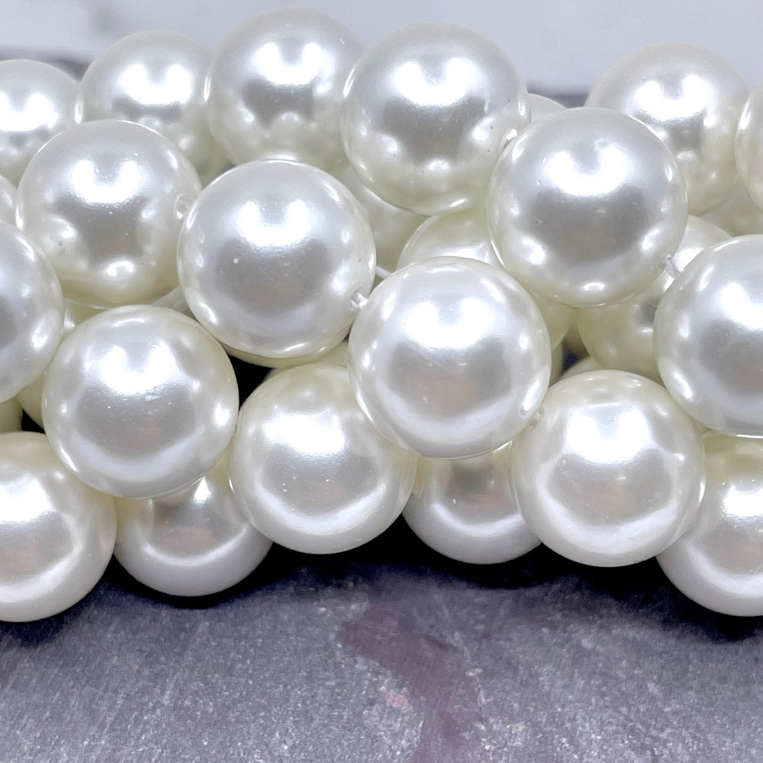 10mm White Shell Pearls | Bellaire Wholesale