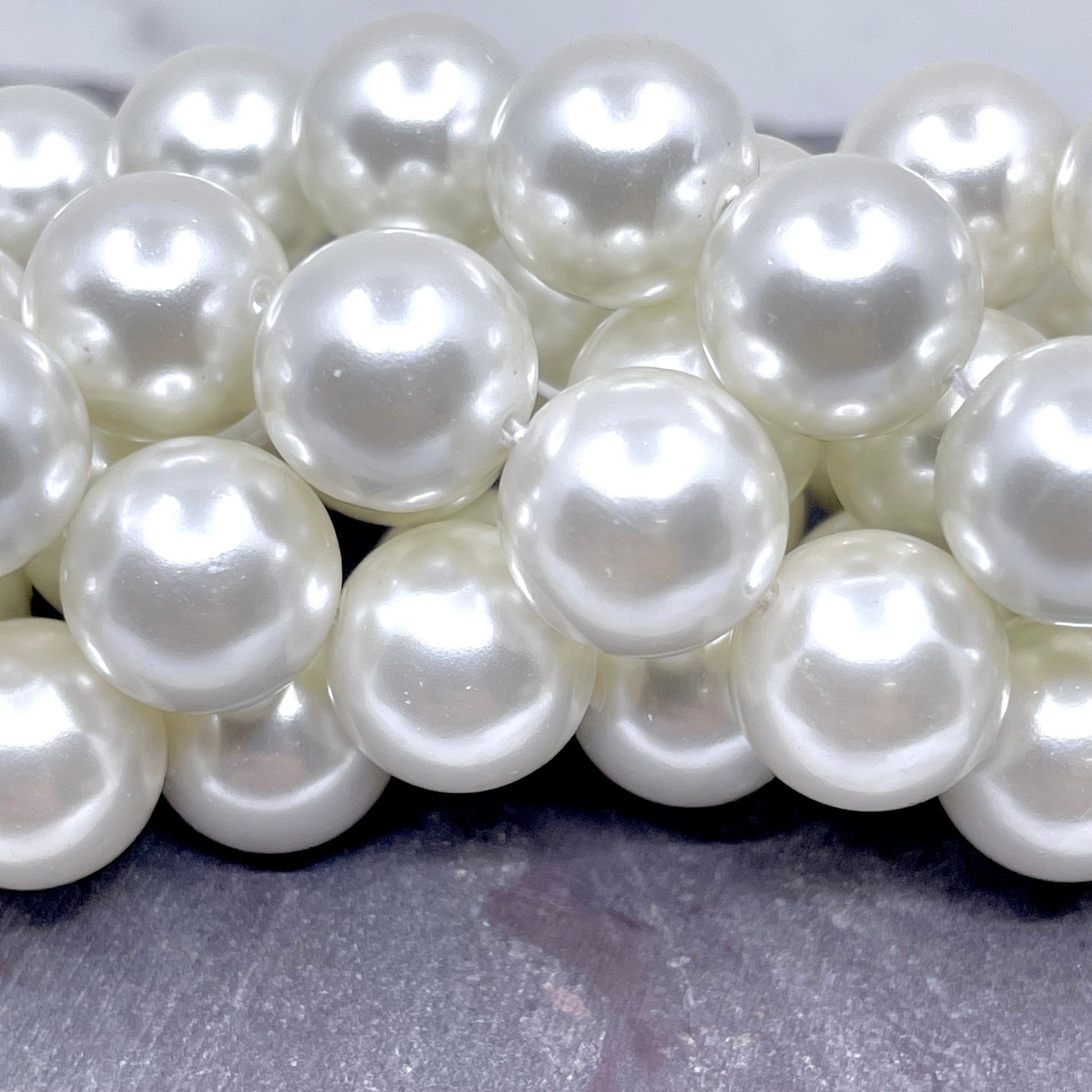 10mm White Shell Pearls | Bellaire Wholesale