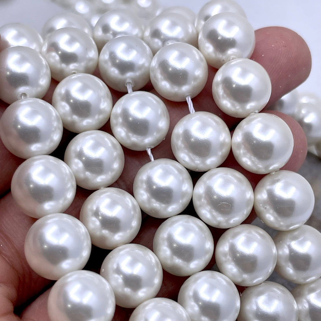 10mm White Shell Pearls | Bellaire Wholesale