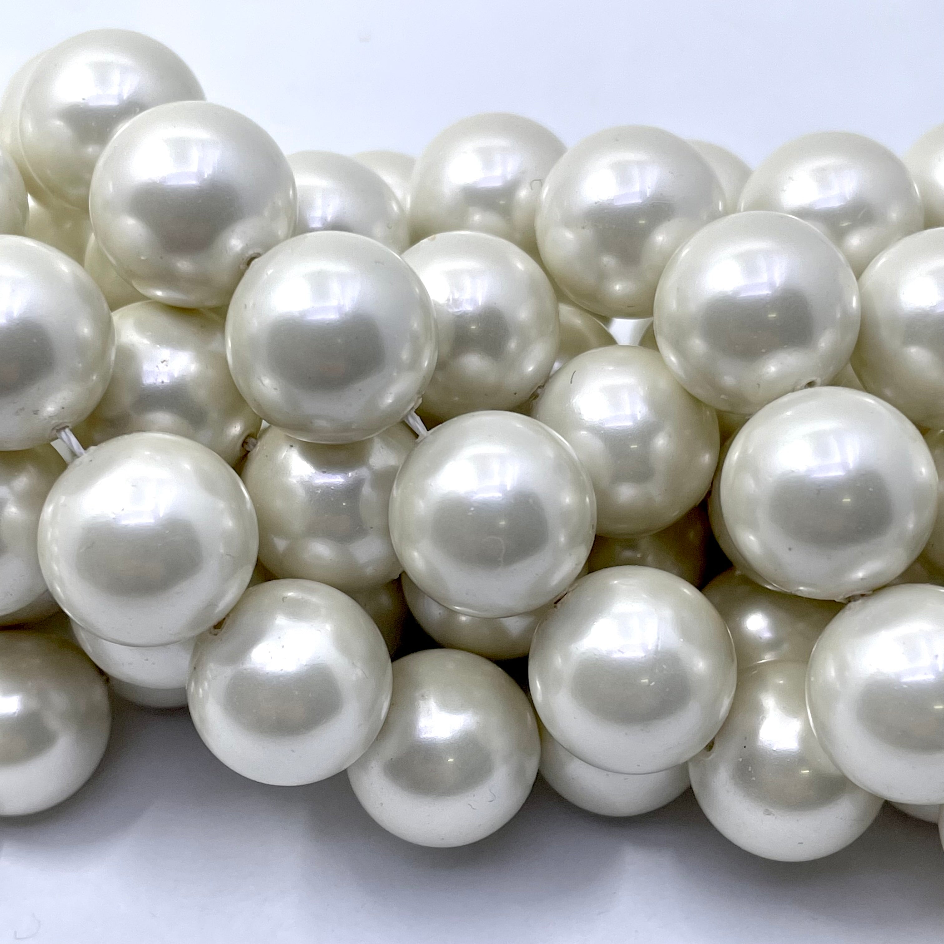 14mm off white shell pearls
