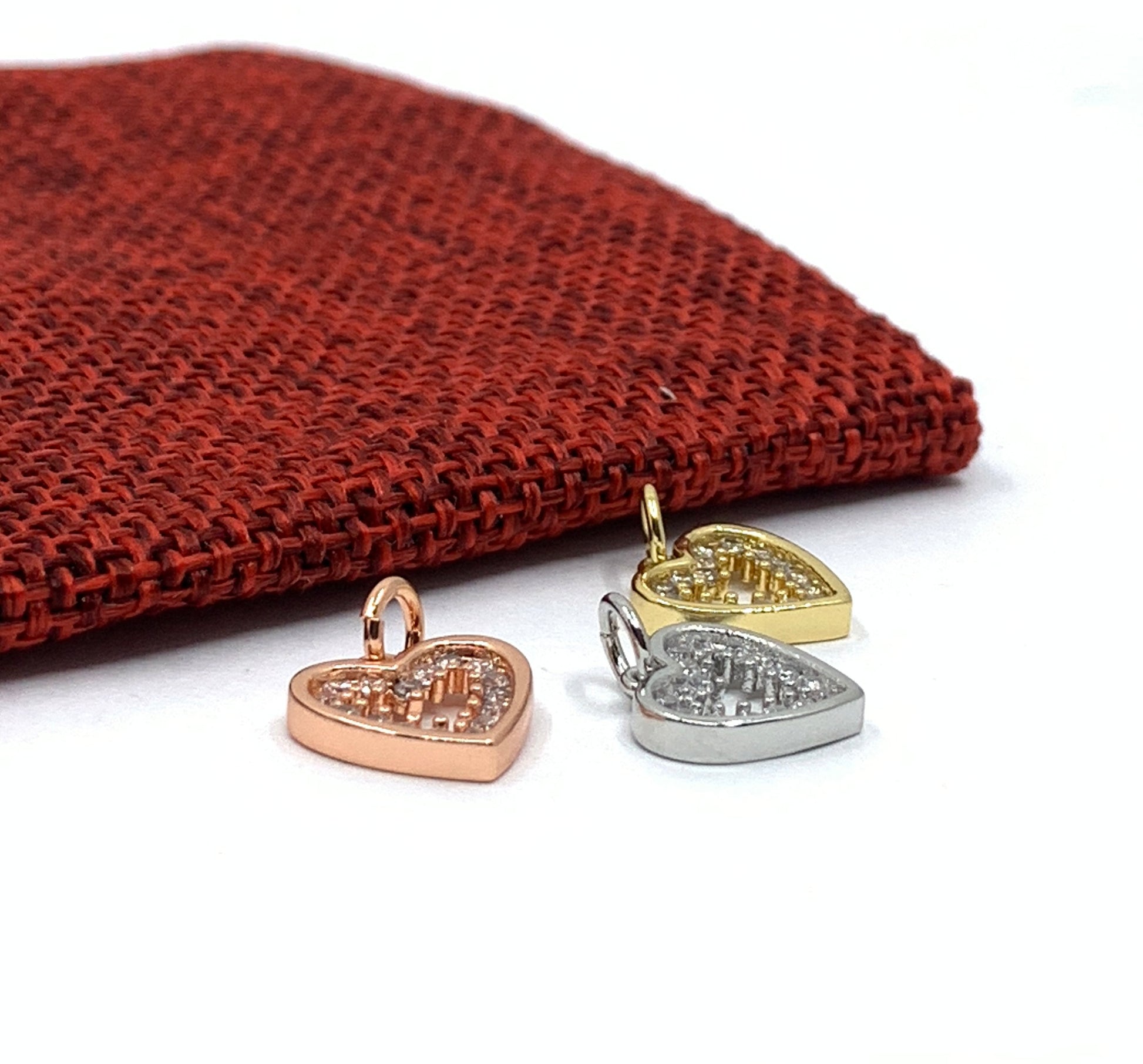 Mini heart charms cz