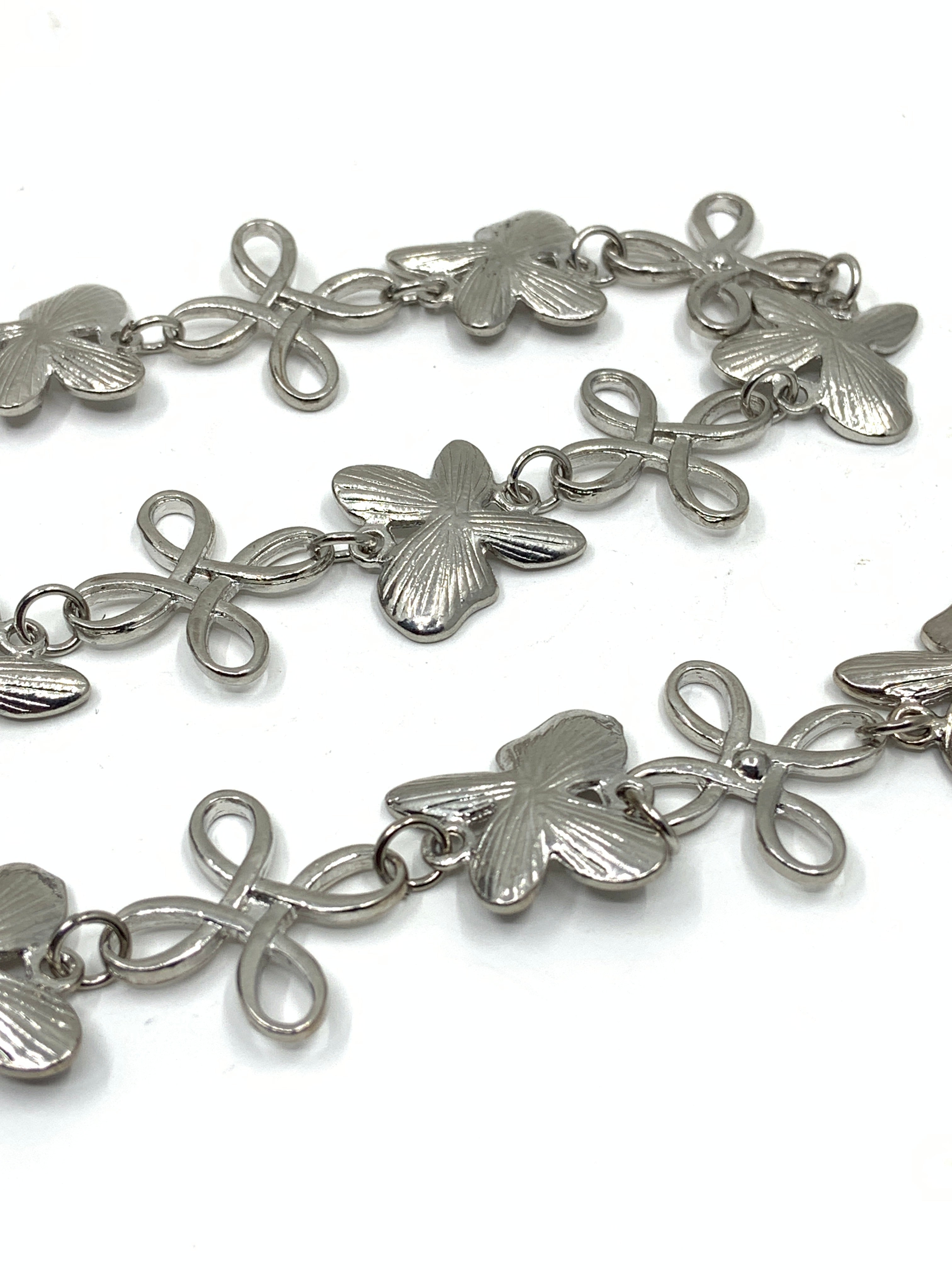 Unfinished Flower Chain 