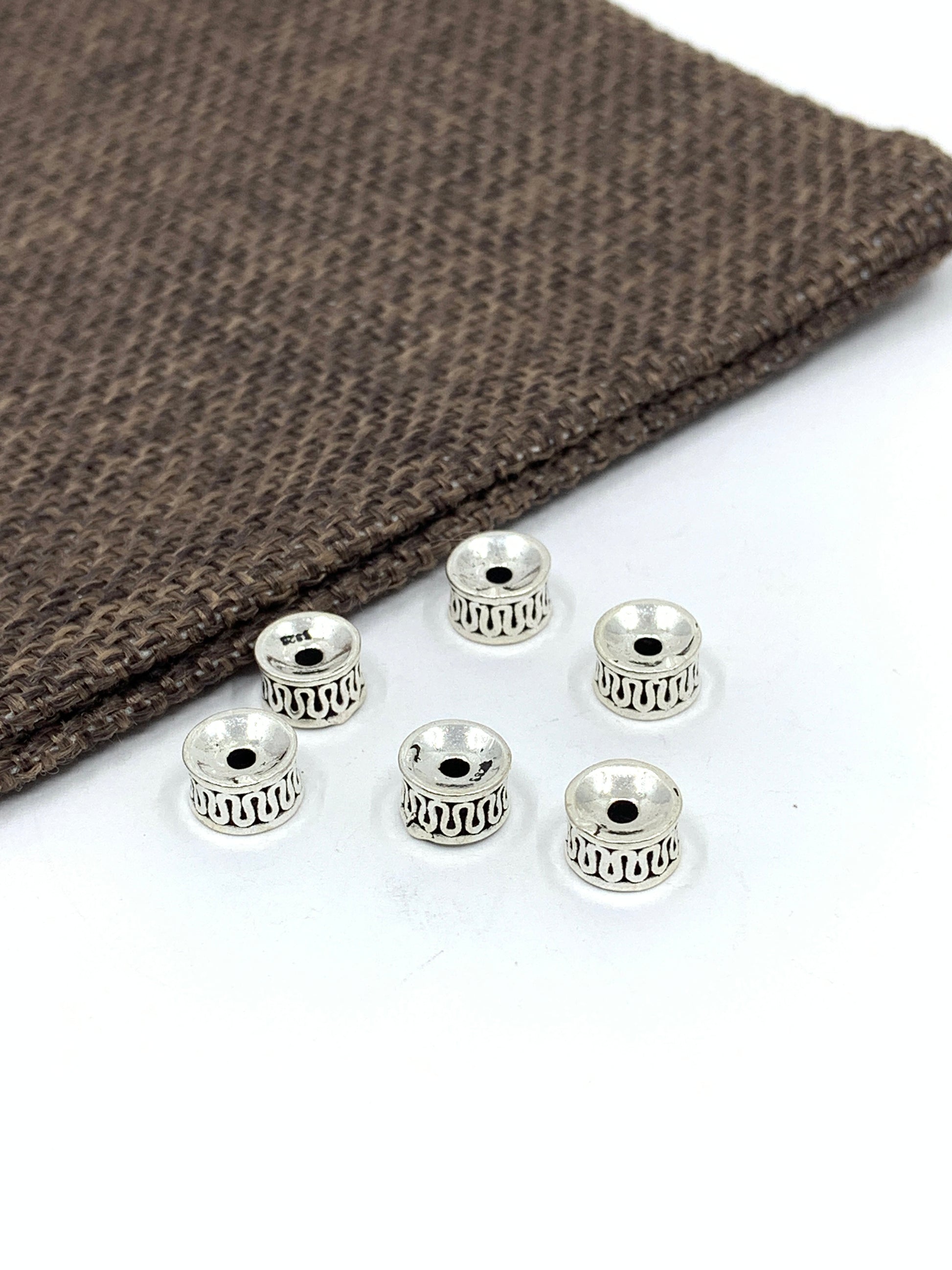 Little spacers for bracelet