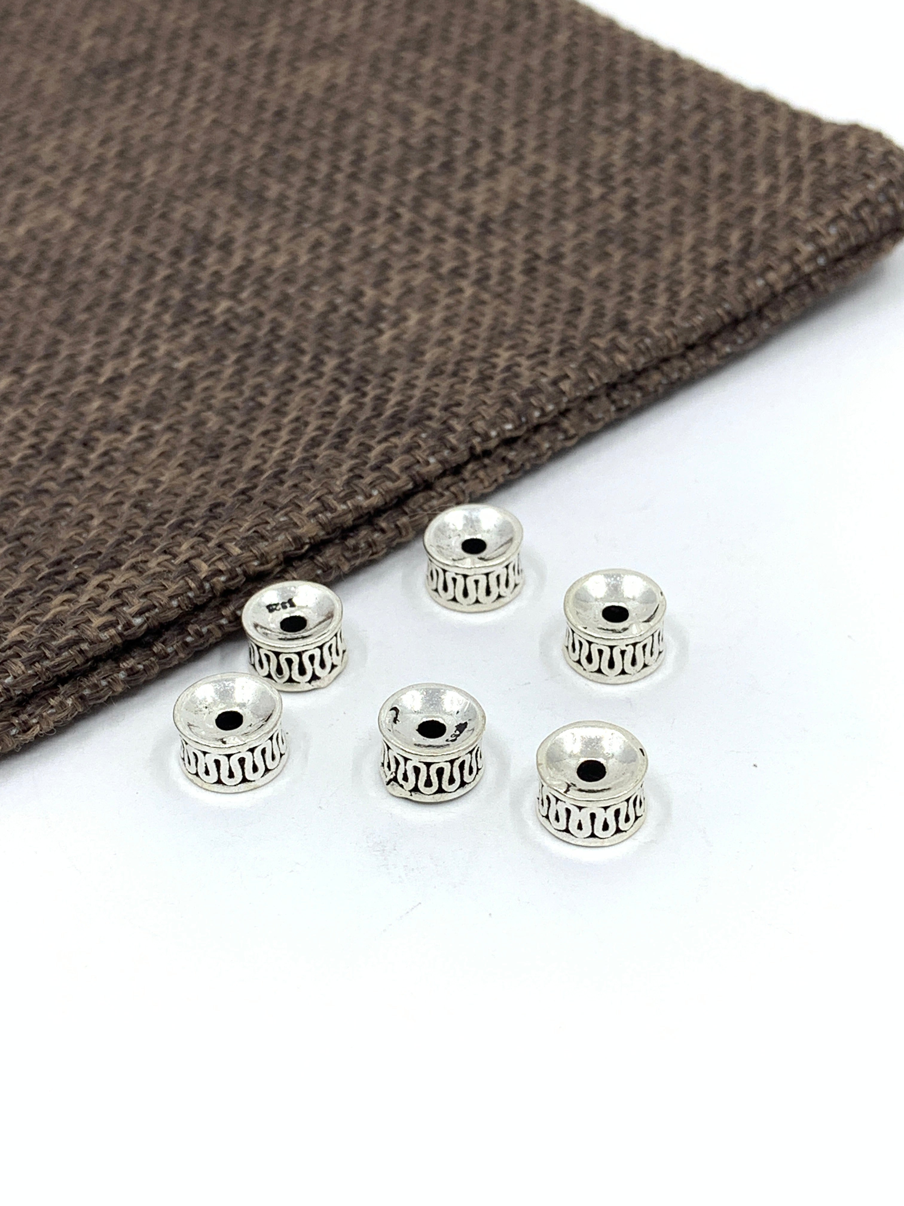 Little spacers for bracelet