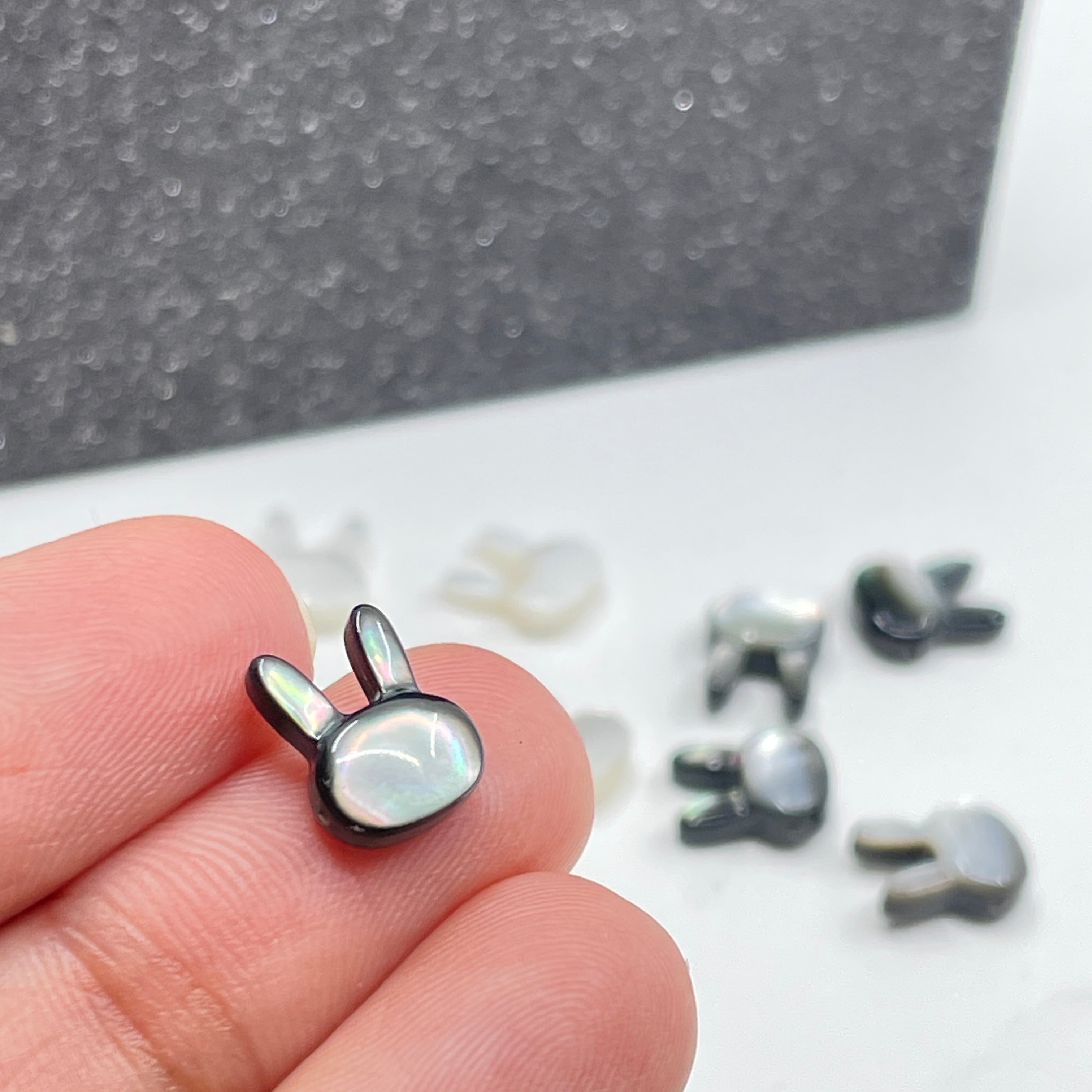 Mother of Pearl Bunny Bead 2Pcs