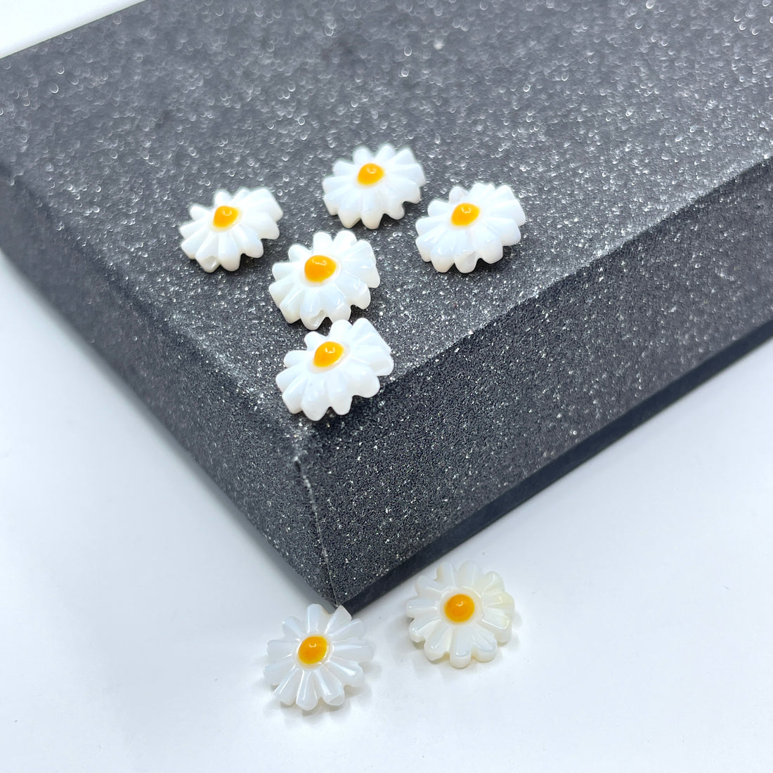 Cute Daisy bead

