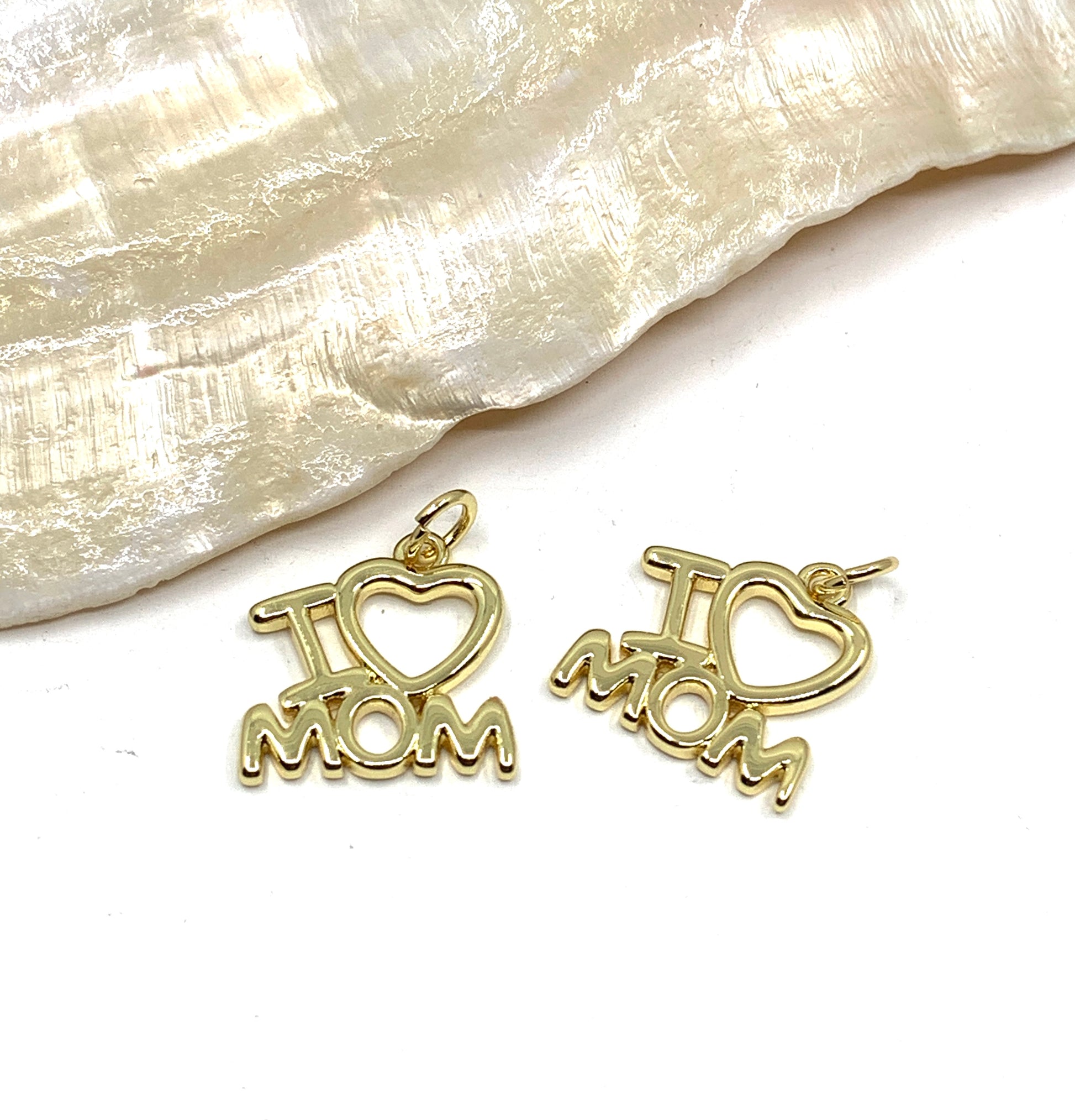 I love mom charm for mother's day