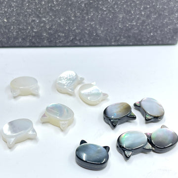 Mother of Pearl Cat Face Bead 2 Pcs