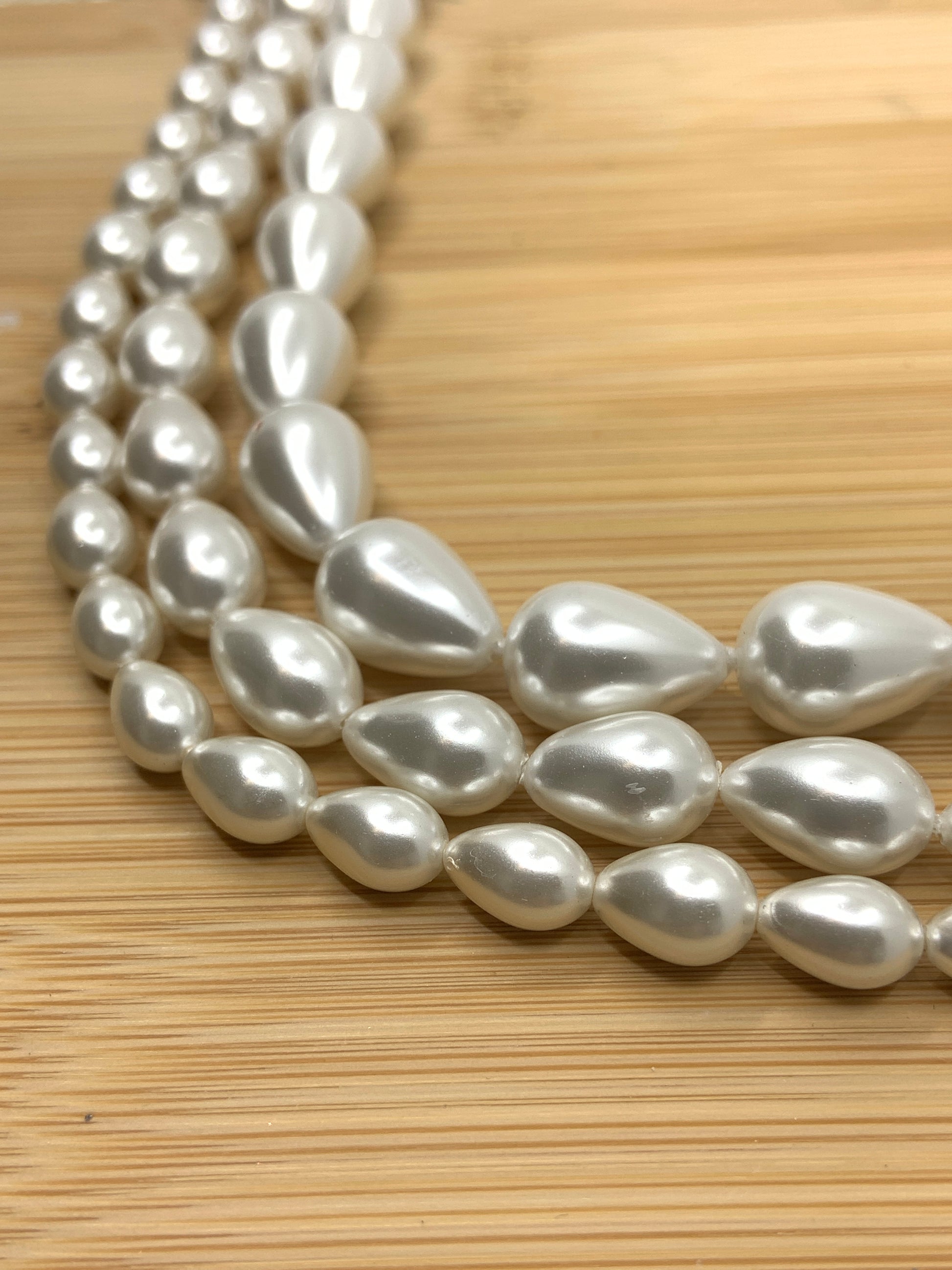 Tear Drop Shell Pearls | Bellaire Wholesale
