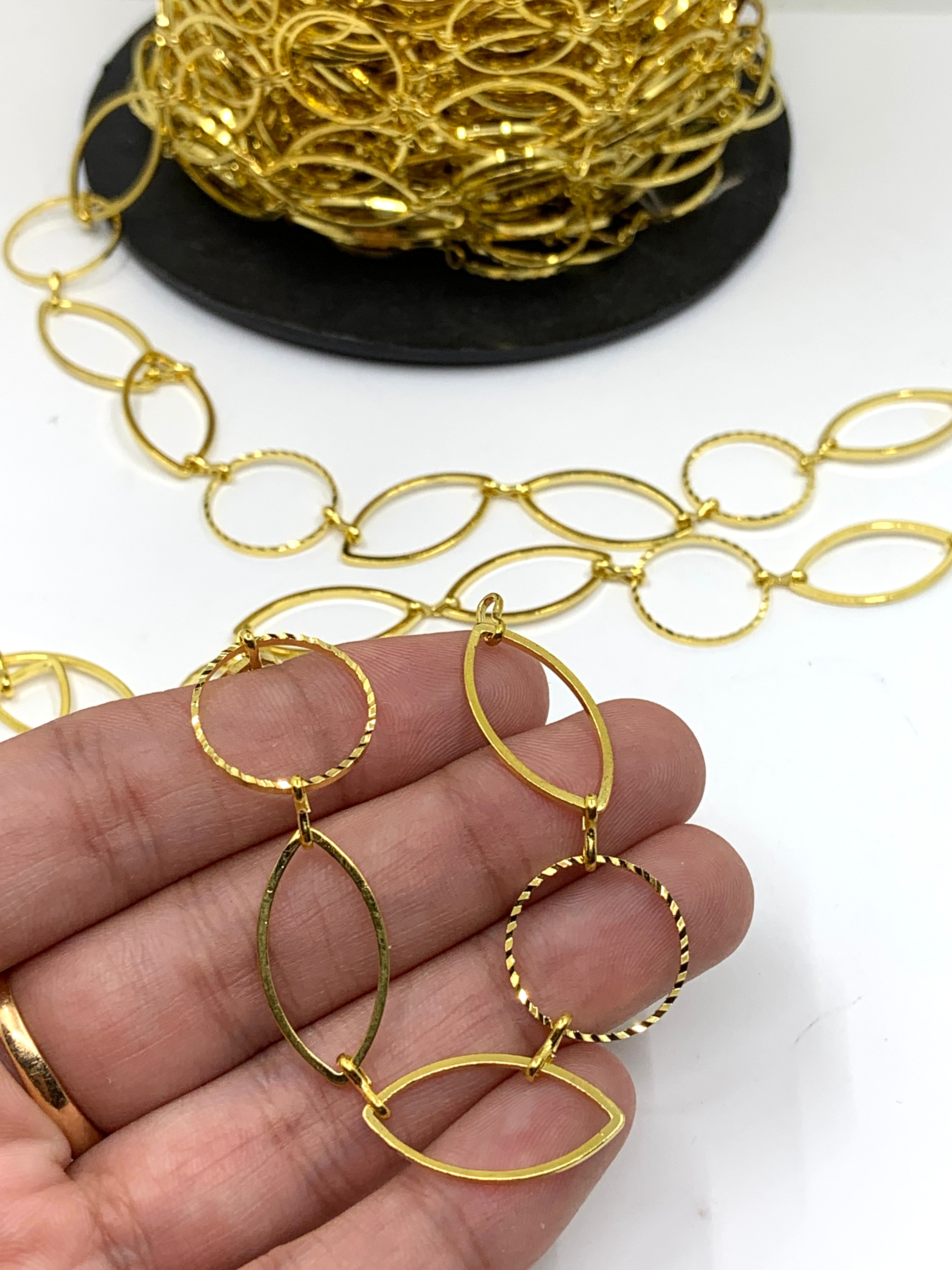 Circle and oval link chain for jewelry making