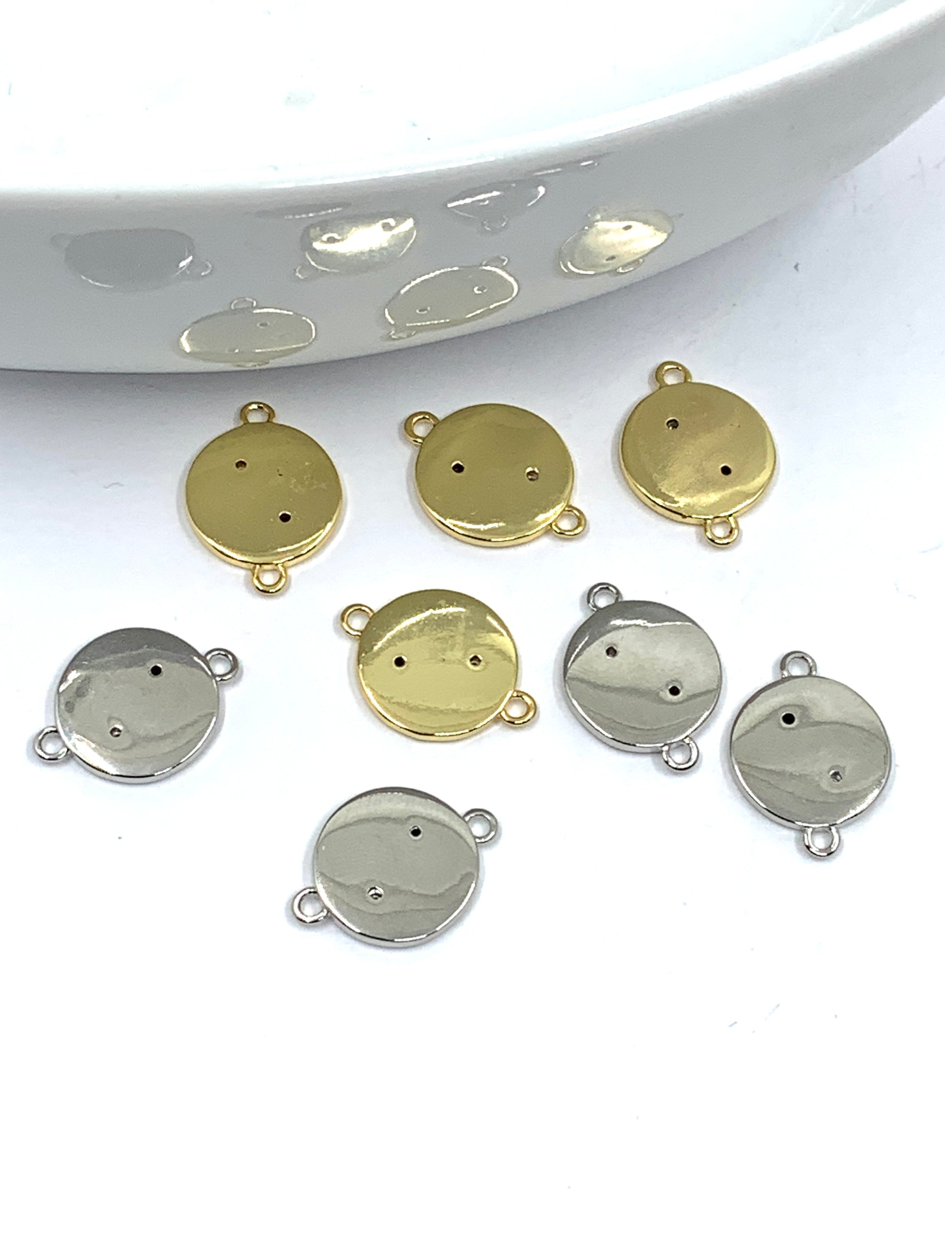 Back side of yin yang connectors