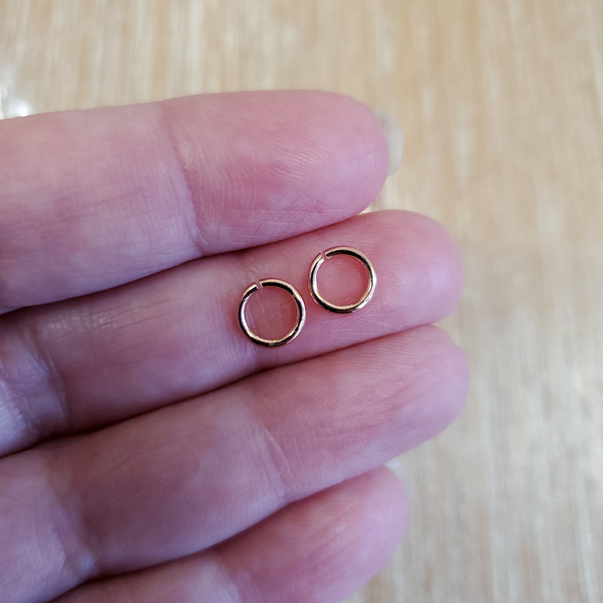 Brass Gold Plated Unsoldered Gold Jump Rings 7X0.8mm | Bellaire Wholesale