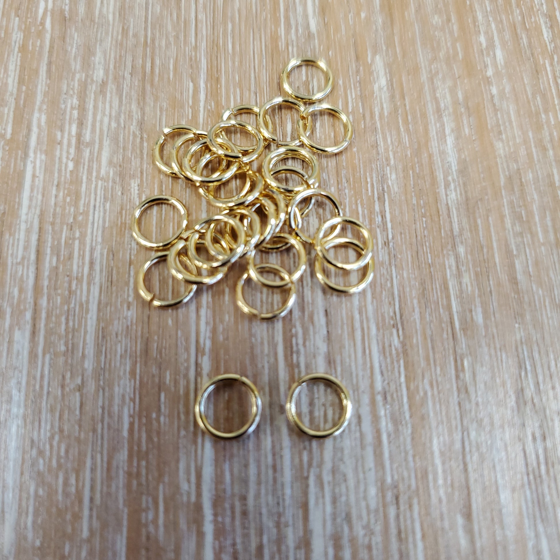 Brass Gold Plated Unsoldered Gold Jump Rings 7X0.8mm | Bellaire Wholesale