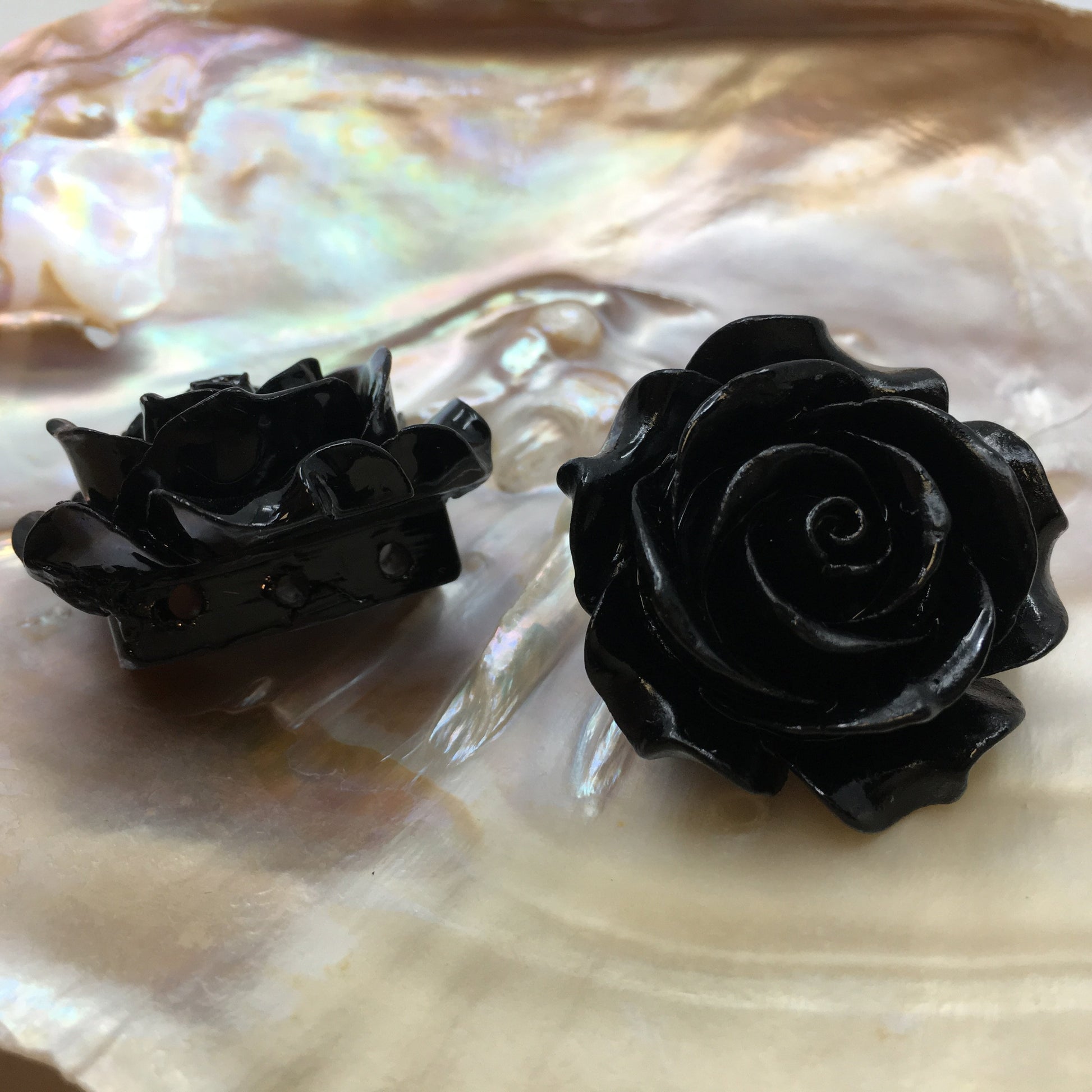 Black Rose Resin Bead | Bellaire Wholesale
