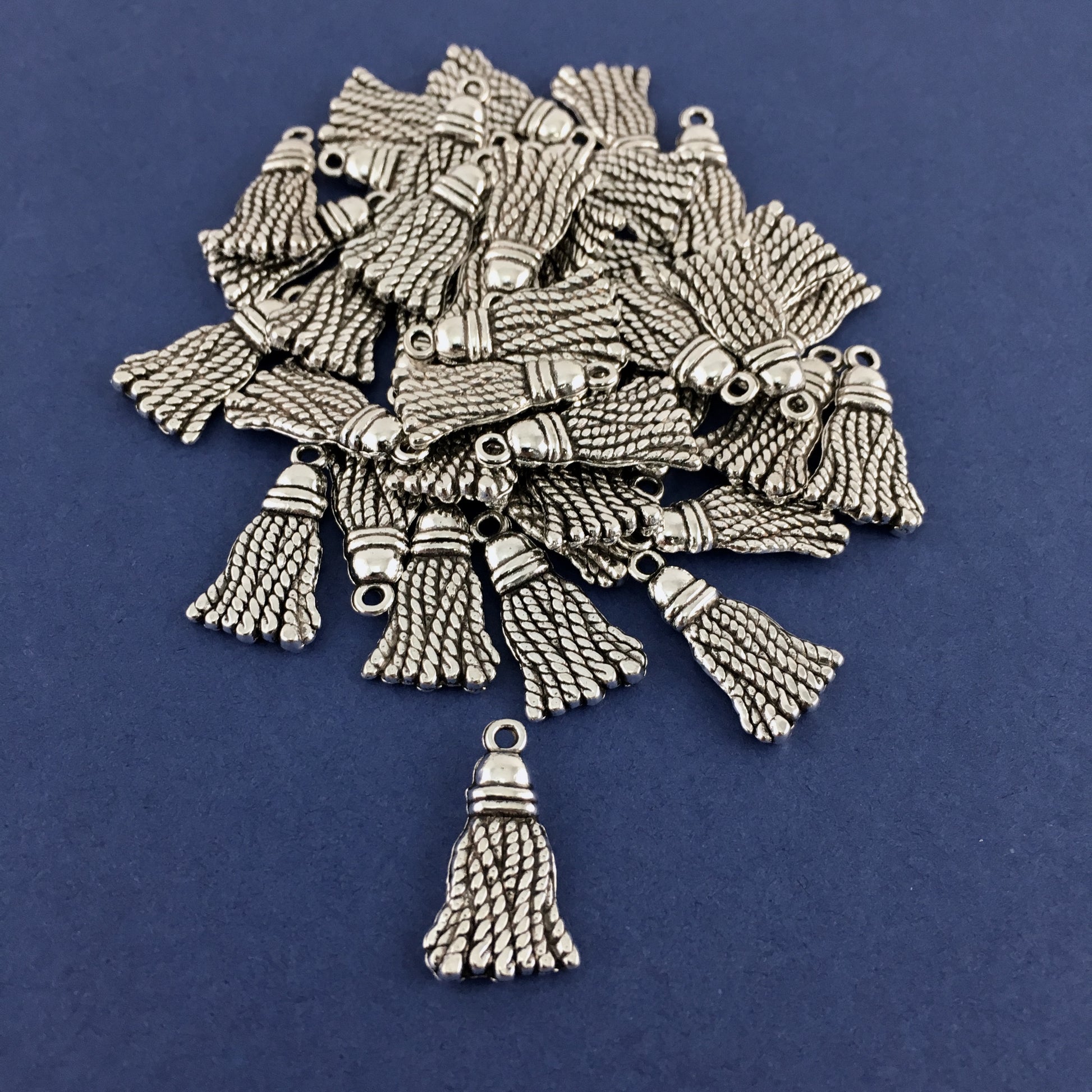 Alloy Silver Charm, 20mm Tassel Charm | Bellaire Wholesale