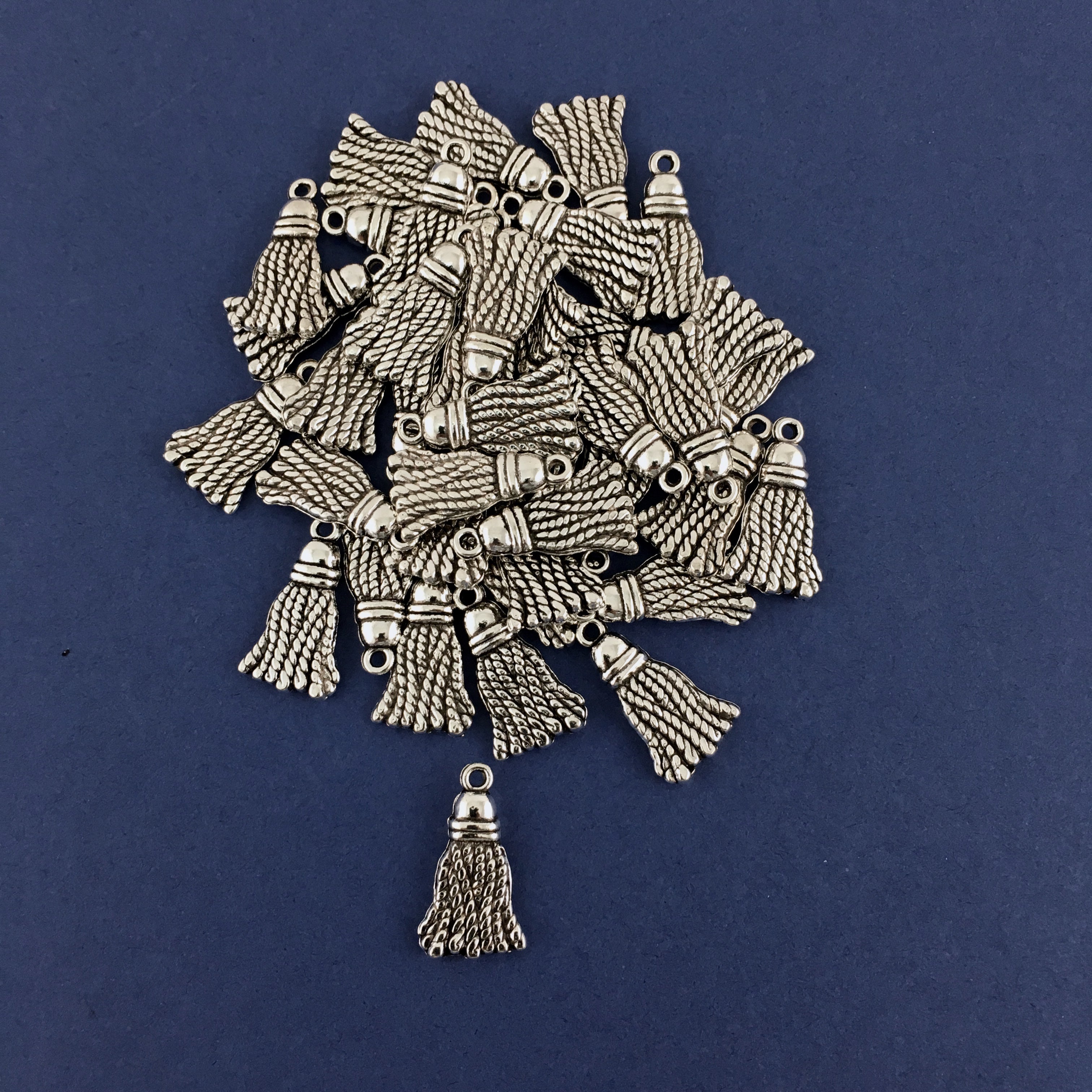 Alloy Silver Charm, 20mm Tassel Charm | Bellaire Wholesale