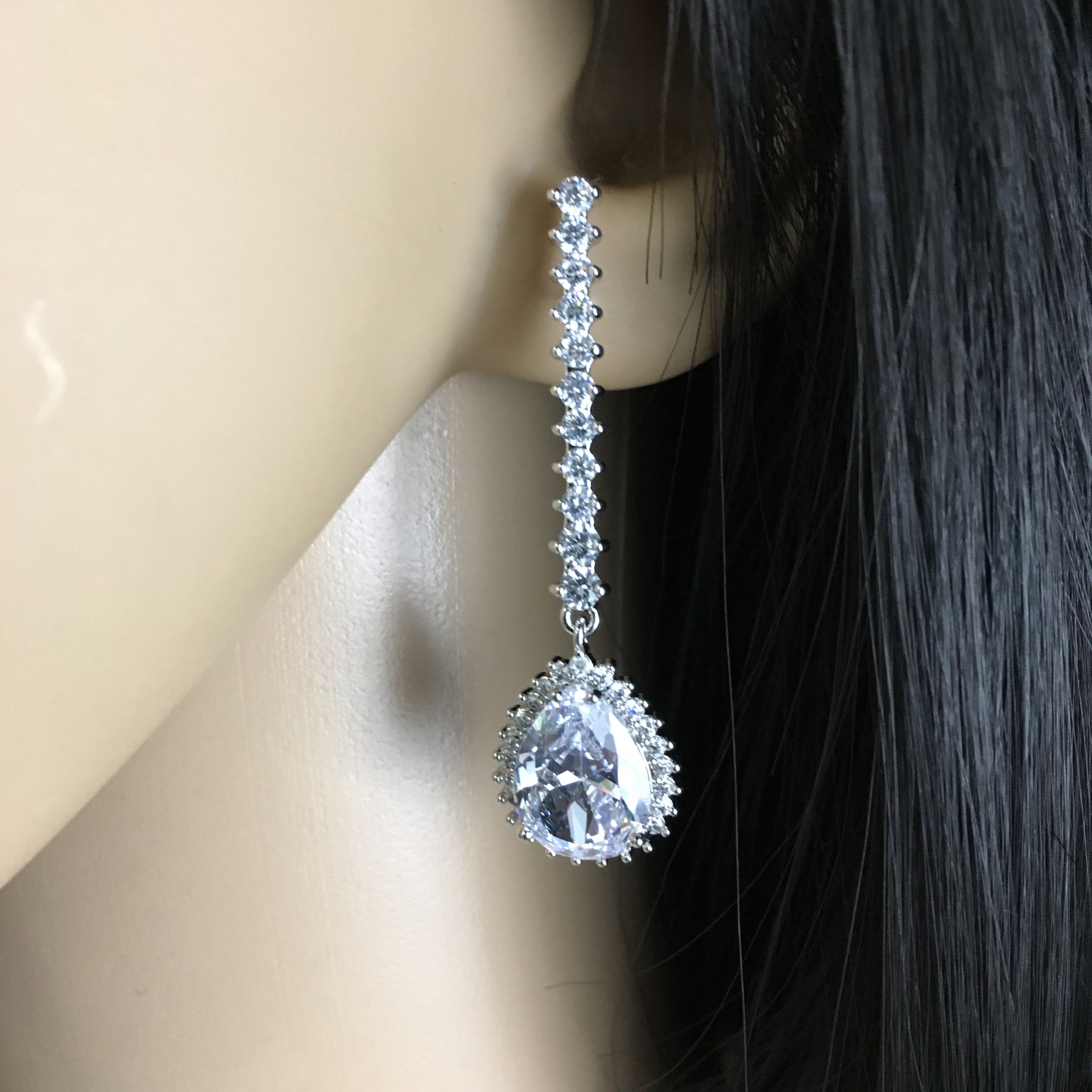 Bridal Cubic Zirconia with Tear Drop Earrings, 18K Plated | Bellaire Wholesale