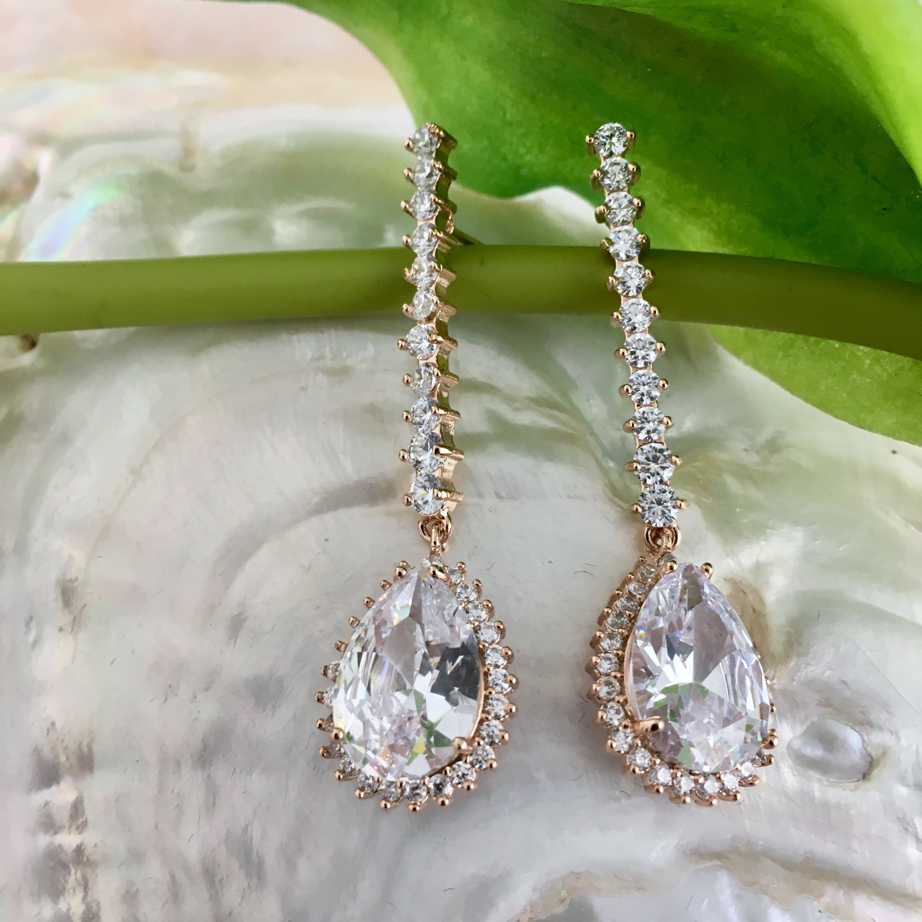 Bridal Cubic Zirconia with Tear Drop Earrings, 18K Plated | Bellaire Wholesale