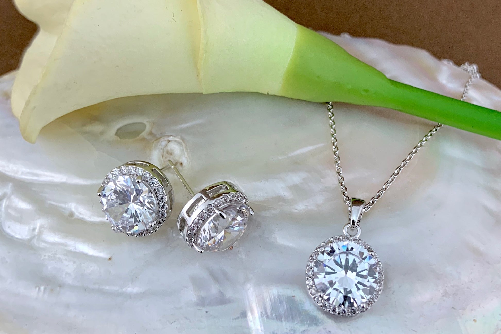 Bridal Cubic Zirconia Set, Big Round Halo Style Silver Bridal Set | Bellaire Wholesale