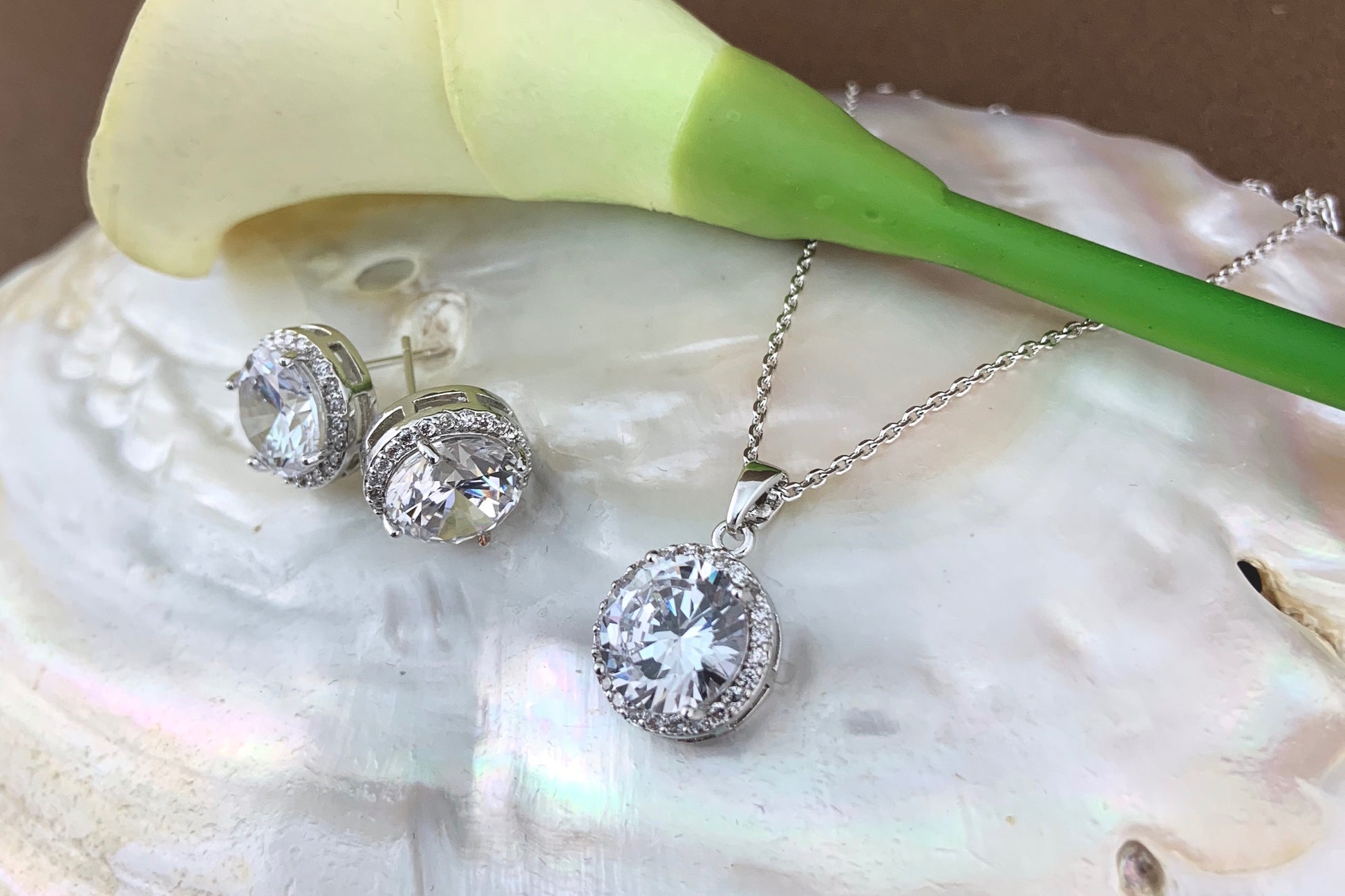 Bridal Cubic Zirconia Set, Big Round Halo Style Silver Bridal Set | Bellaire Wholesale