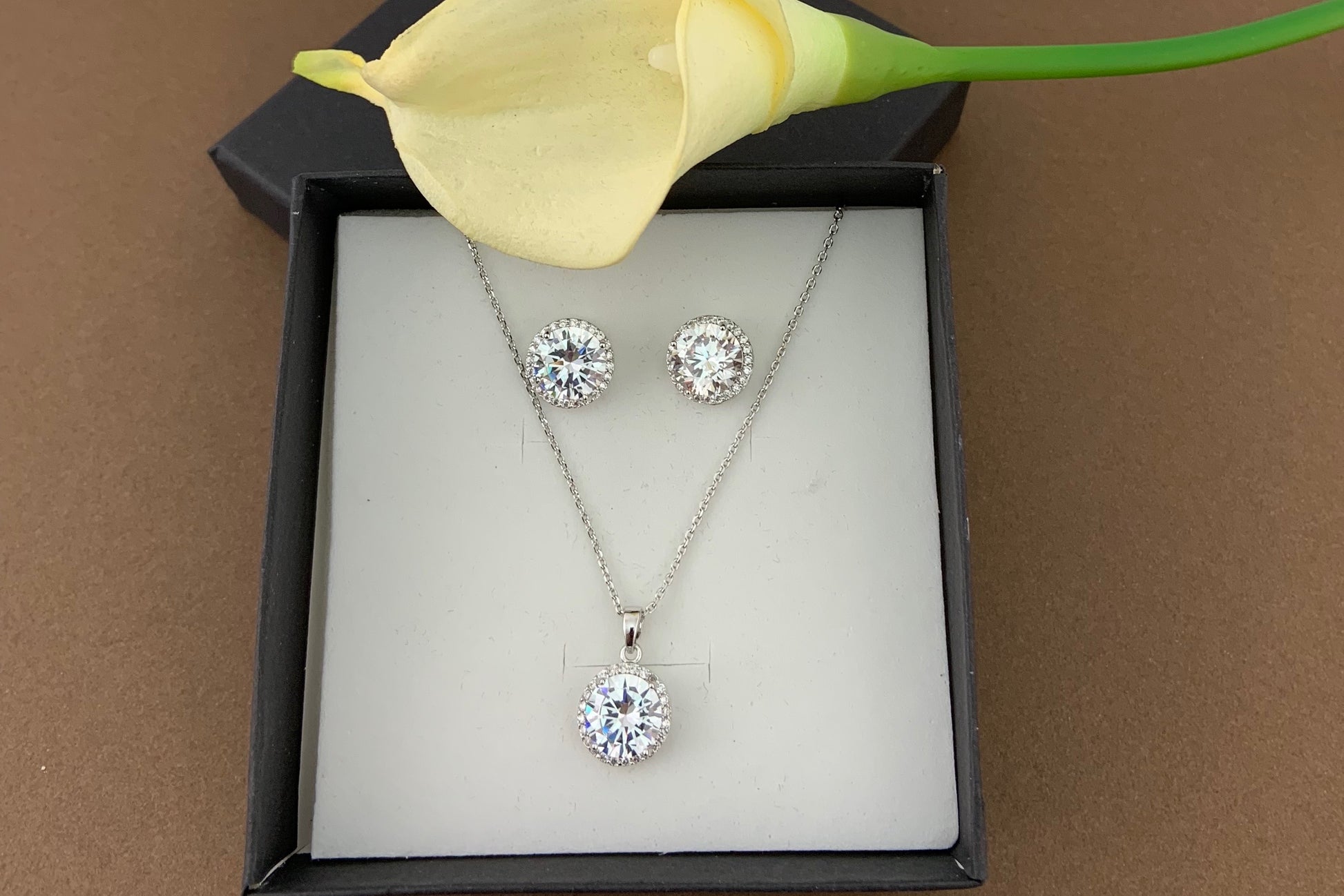 Bridal Cubic Zirconia Set, Big Round Halo Style Silver Bridal Set | Bellaire Wholesale