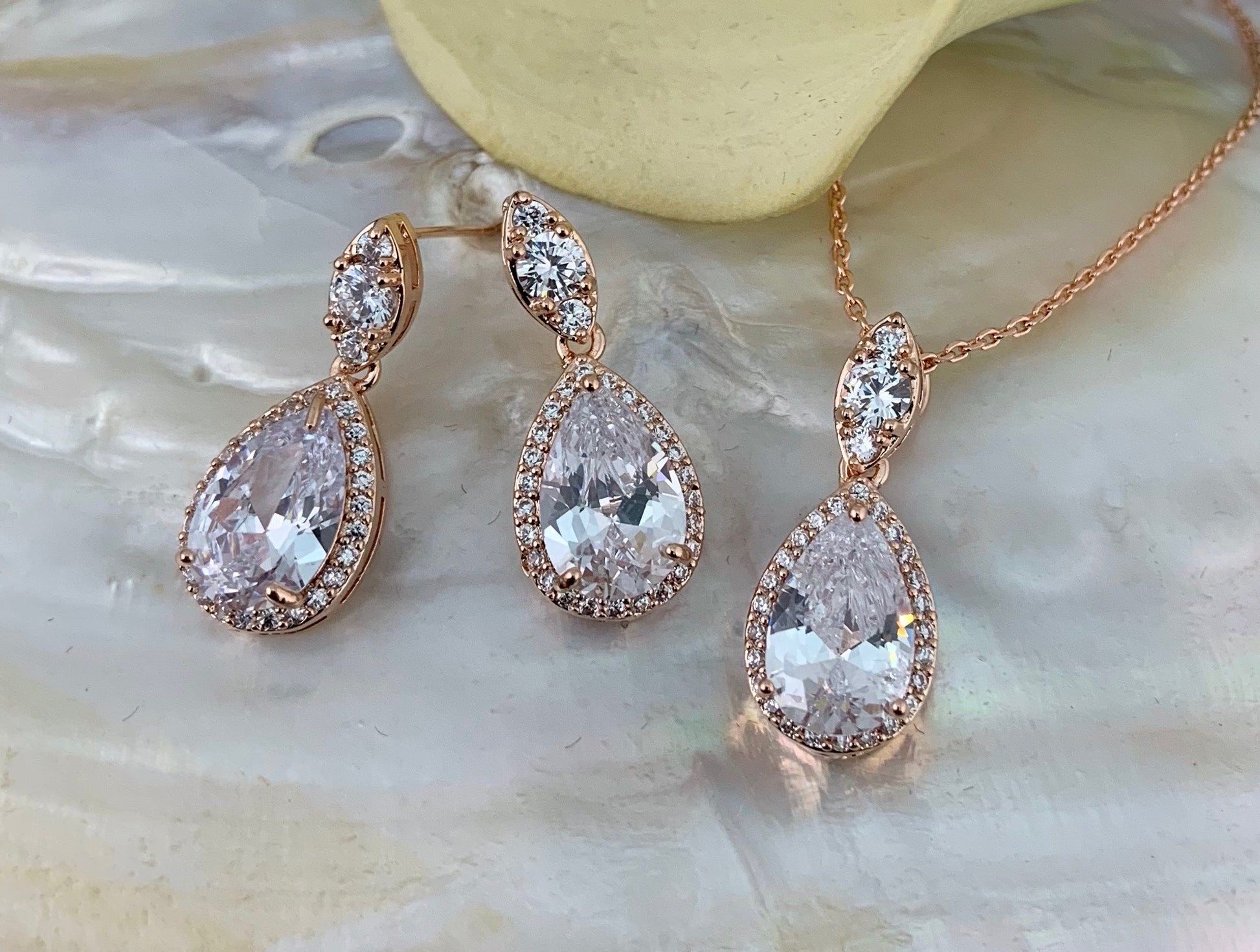 Bridal Cubic Zirconia Set, Teardrop Rose Gold Bridal Set | Bellaire Wholesale