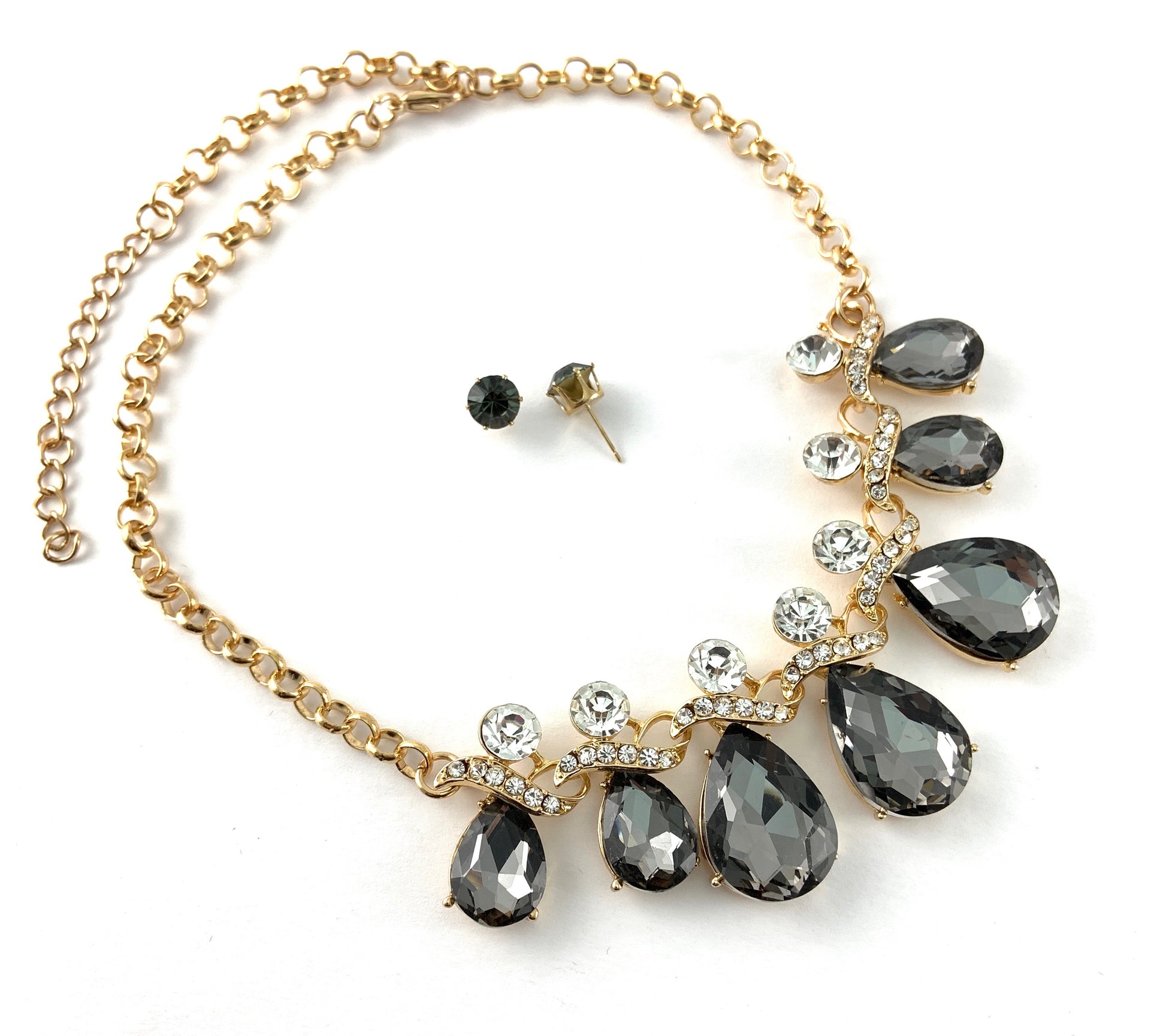 Elegant Teardrop Crystal Necklace | Bellaire Wholesale