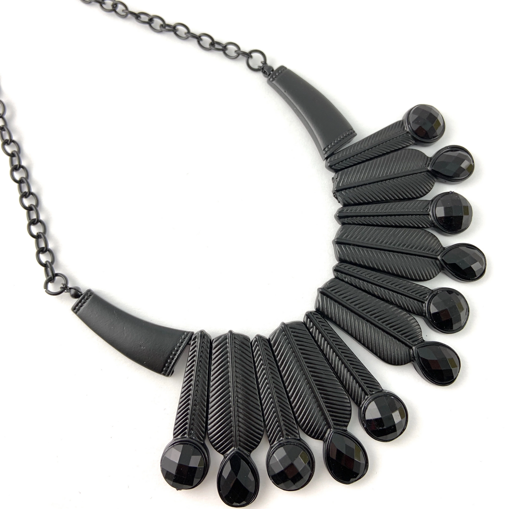 Black Leaves Necklace | Bellaire Wholesale