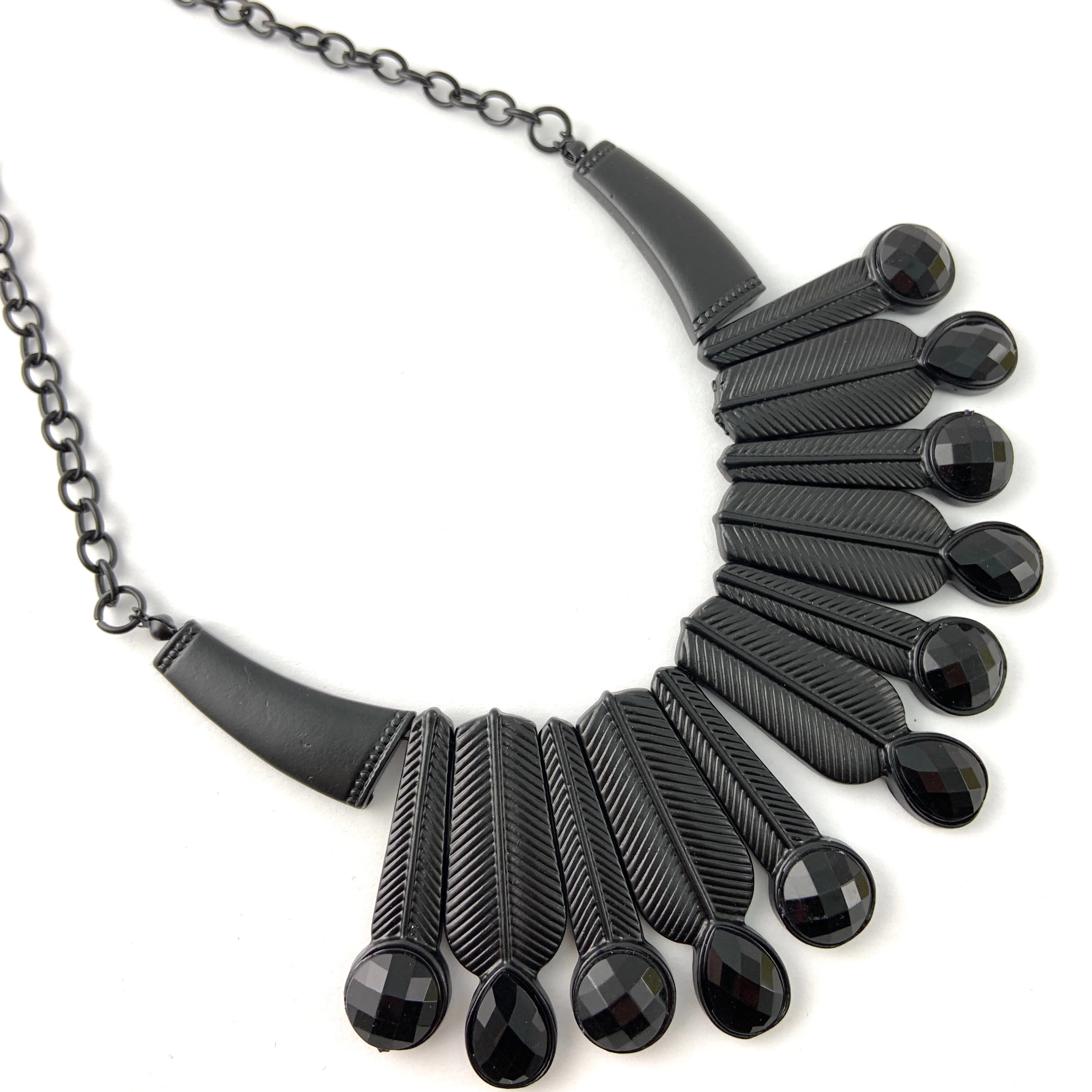 Black Leaves Necklace | Bellaire Wholesale