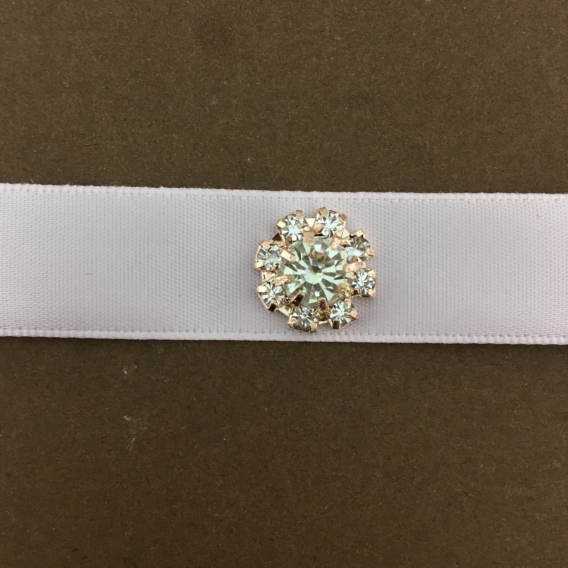 Rose Gold Round Invitation Buckle Embellishments | Bellaire Wholesale