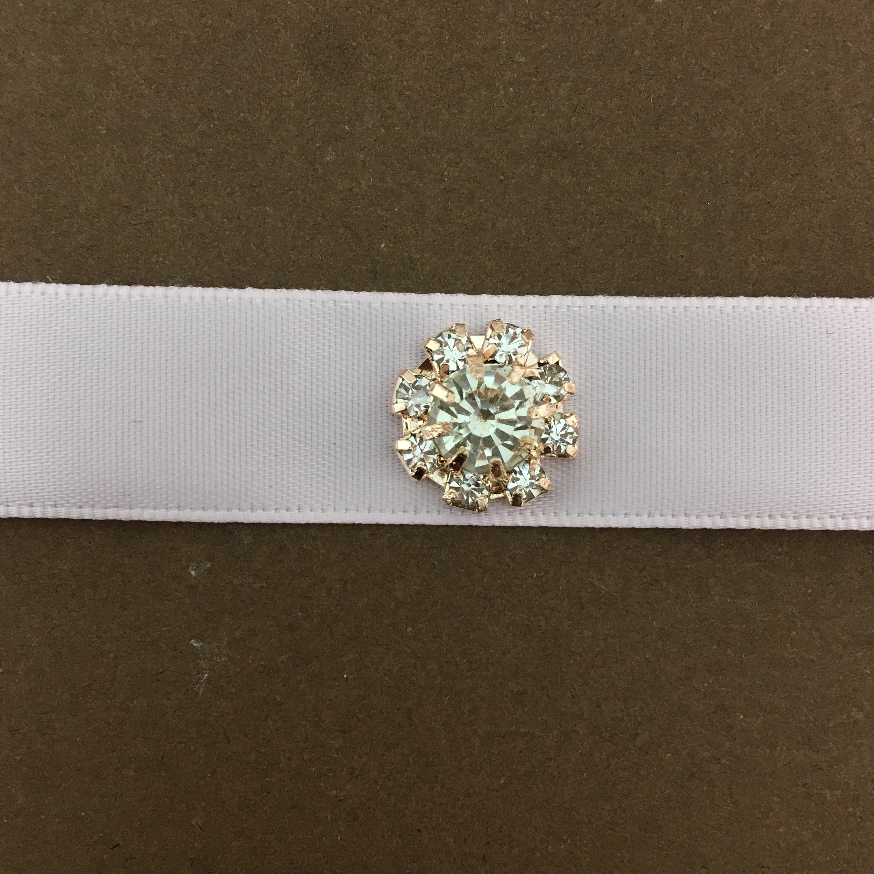 Rose Gold Round Invitation Buckle Embellishments | Bellaire Wholesale