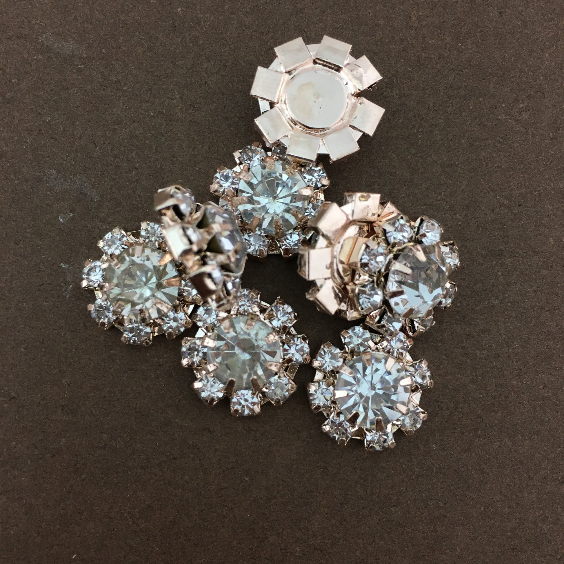 Rose Gold Round Invitation Buckle Embellishments | Bellaire Wholesale