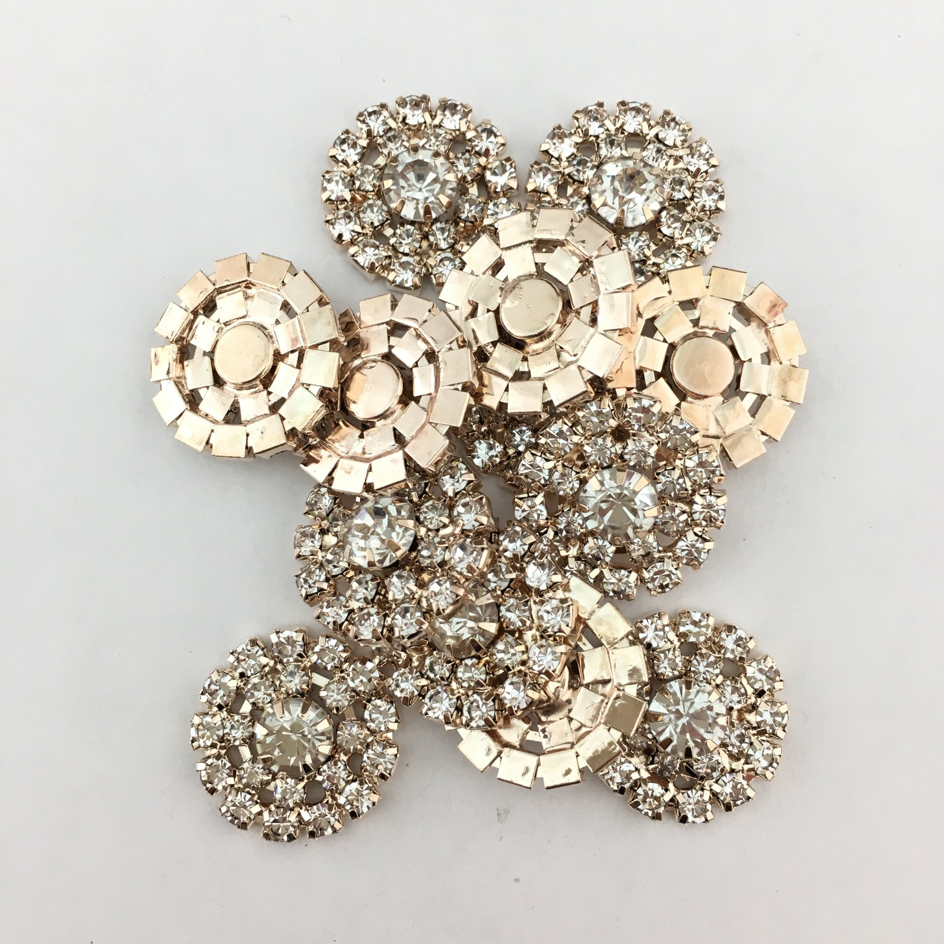 Rose Gold Round Invitation Buckle Embellishments | Bellaire Wholesale