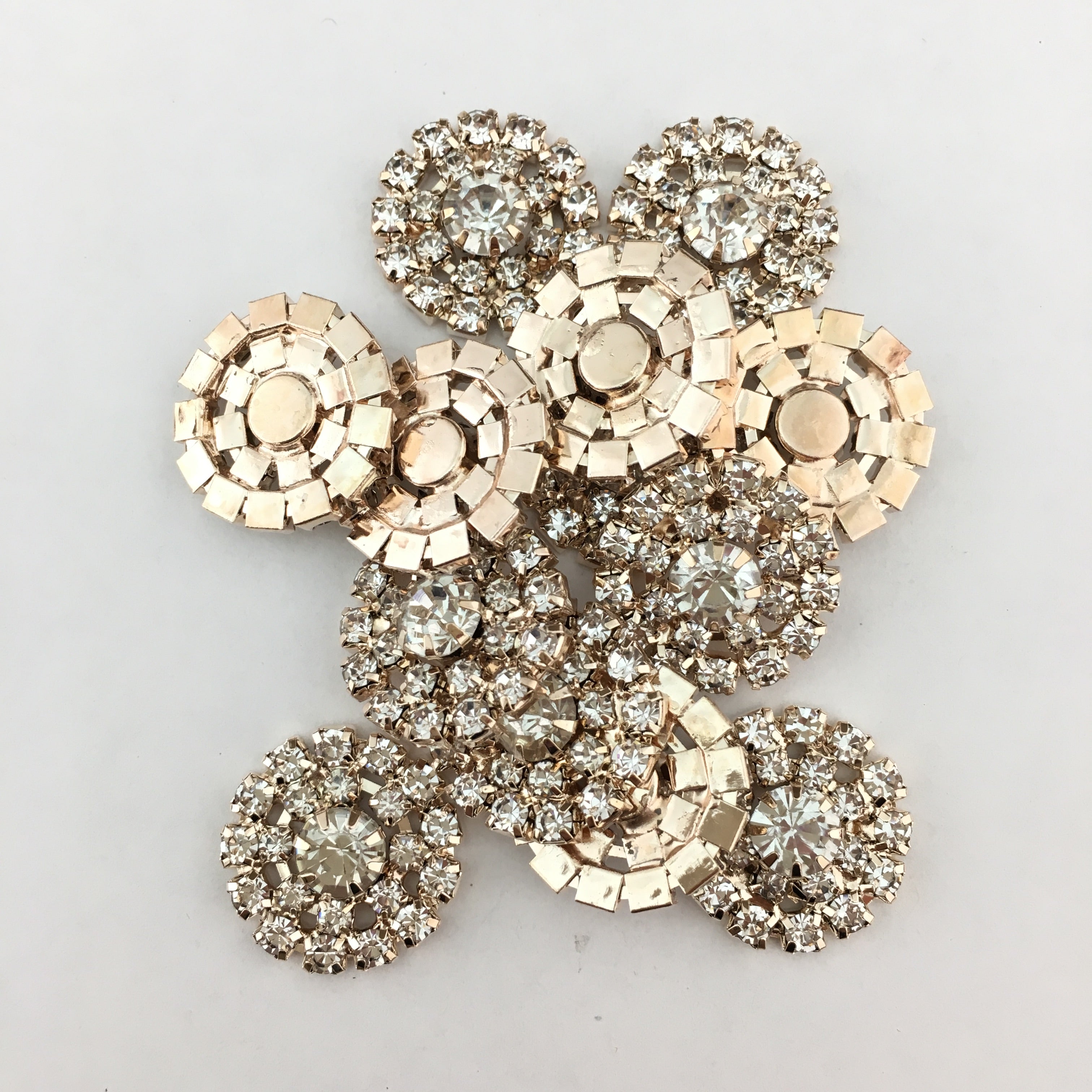 Rose Gold Round Invitation Buckle Embellishments | Bellaire Wholesale