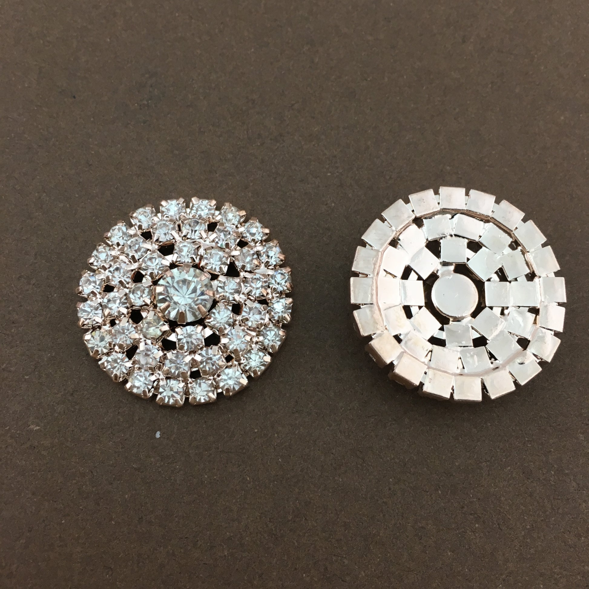 Rose Gold Round Invitation Buckle Embellishments | Bellaire Wholesale