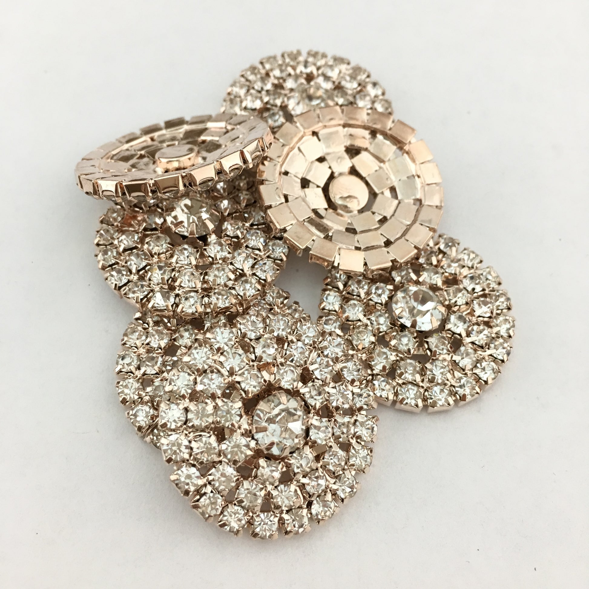 Rose Gold Round Invitation Buckle Embellishments | Bellaire Wholesale