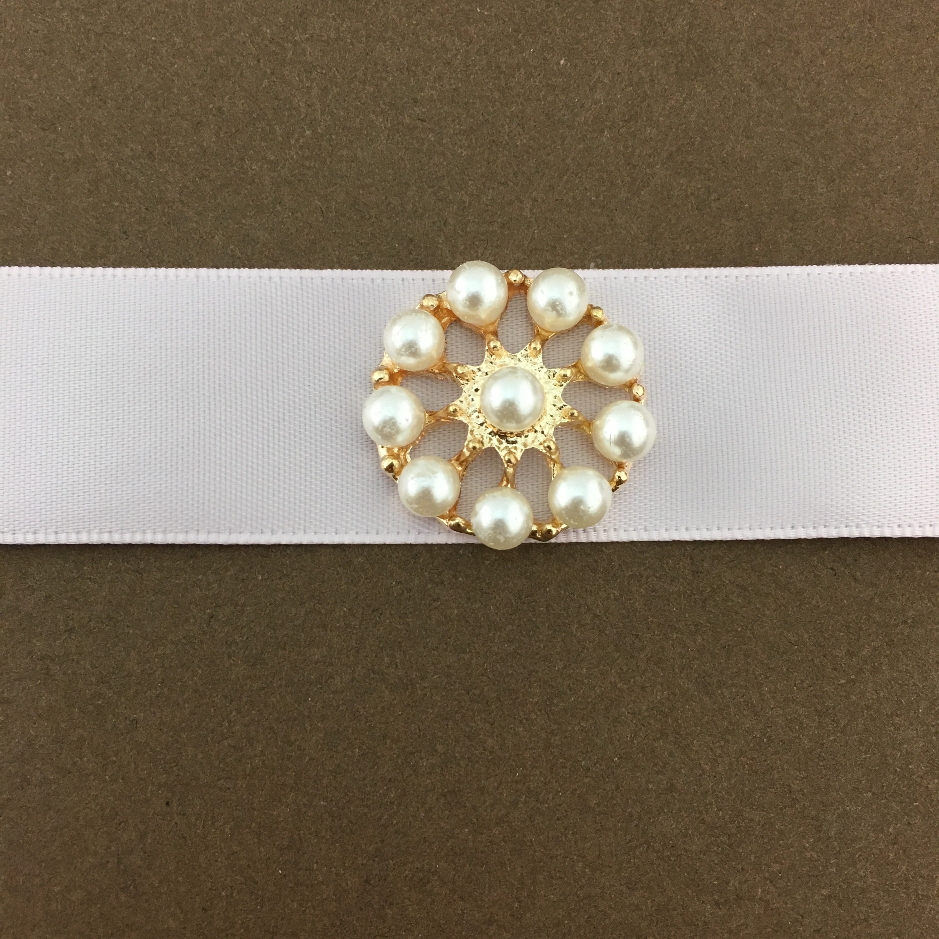 Gold Round Pearl Invitation Buckle Embellishments | Bellaire Wholesale