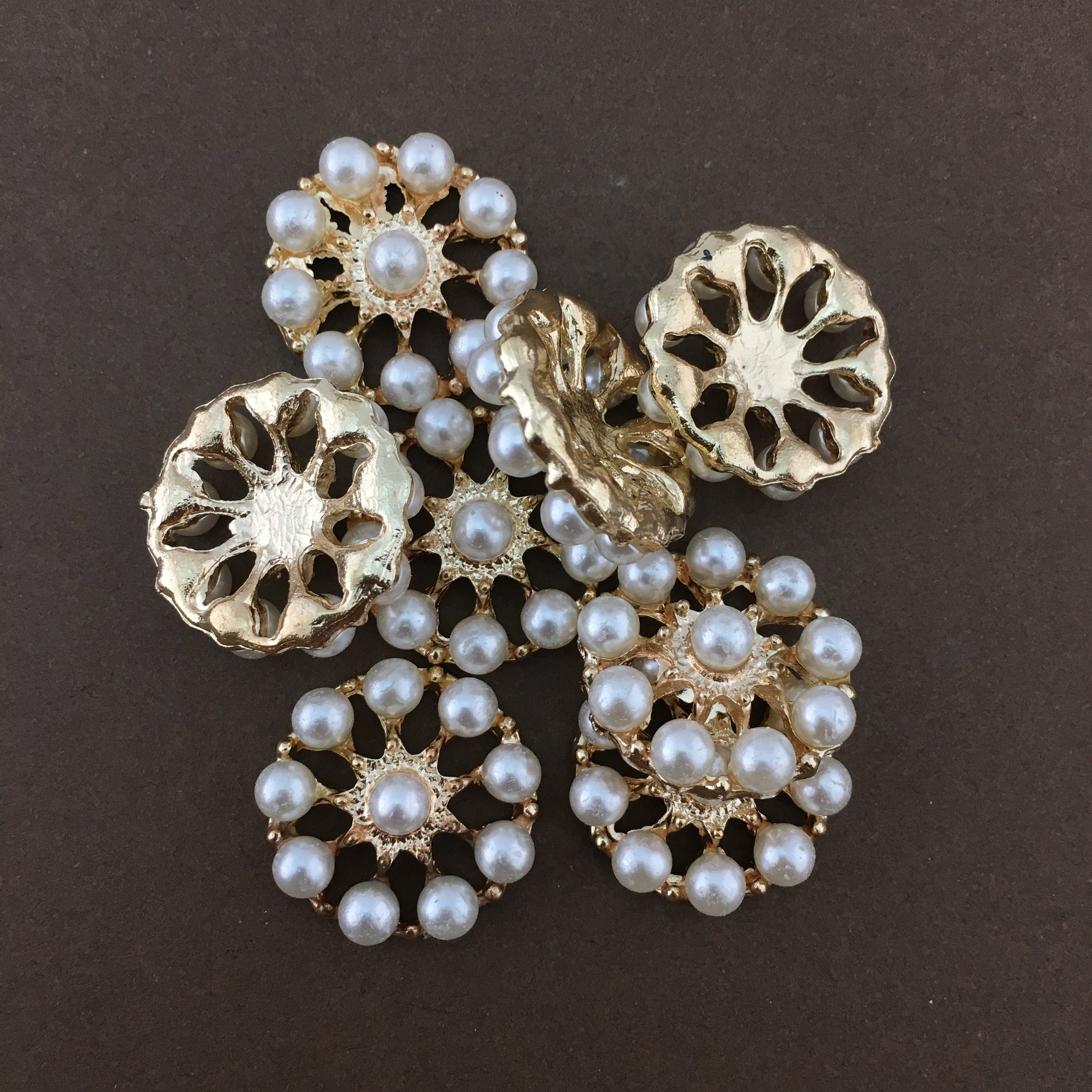 Gold Round Pearl Invitation Buckle Embellishments | Bellaire Wholesale