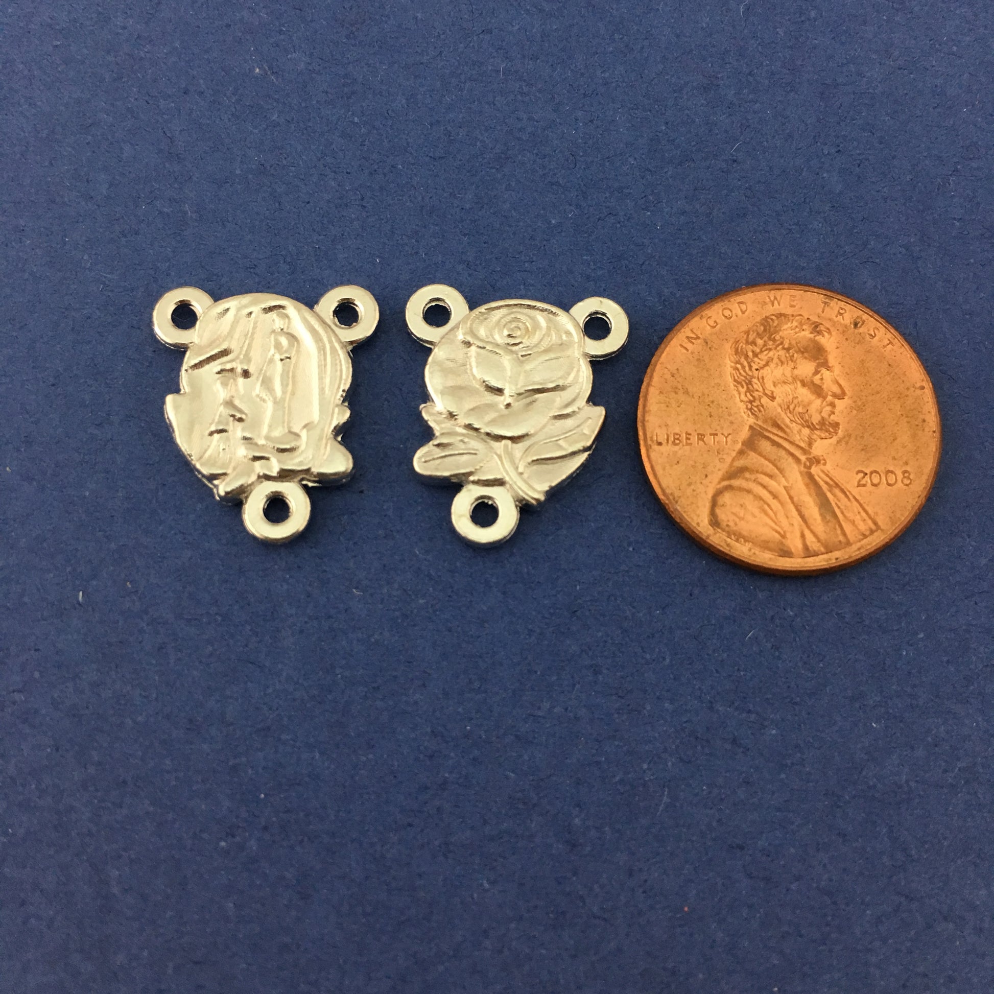 Alloy Connector St. and Rose Rosary Center Piece | Bellaire Wholesale