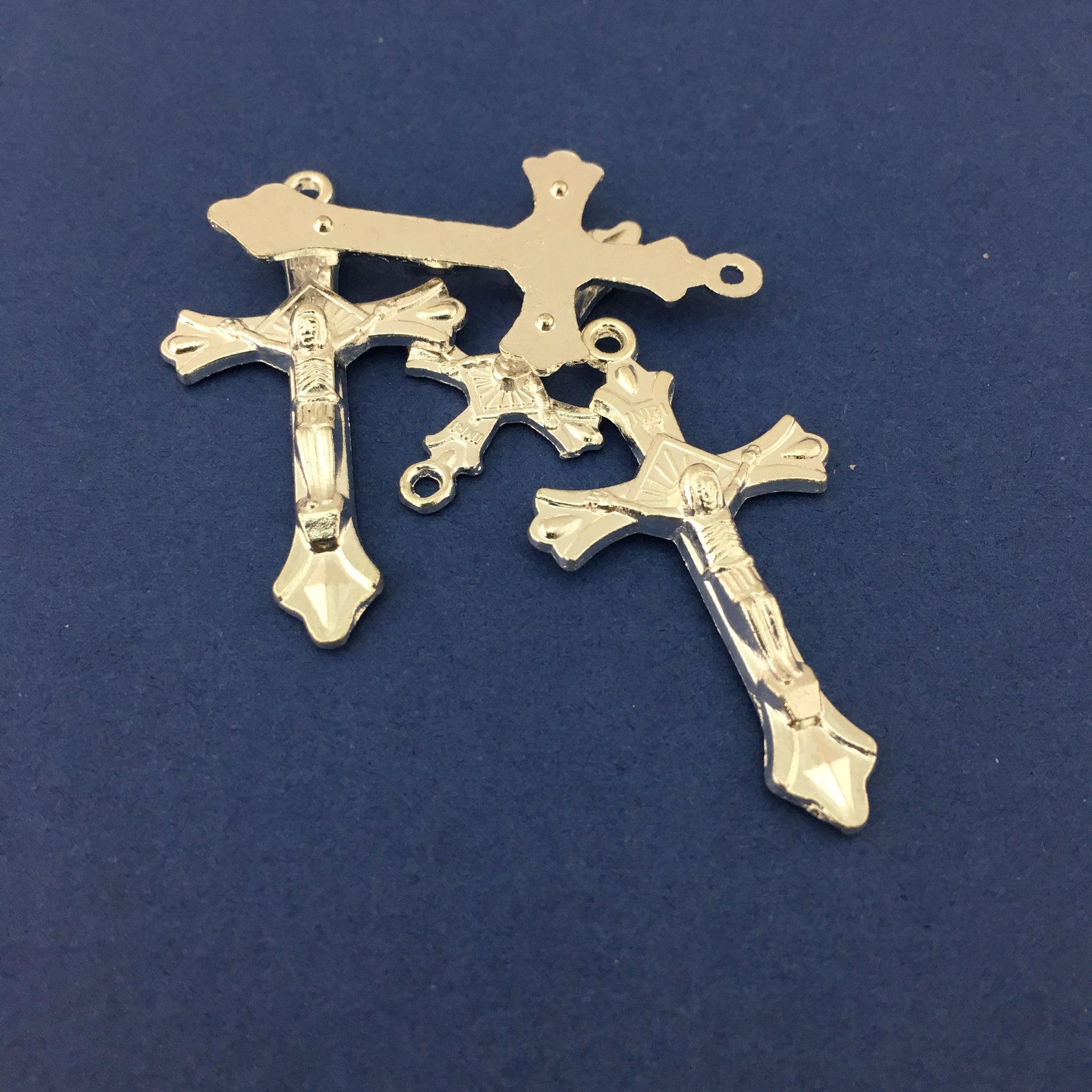 Alloy Crucifix Silver Cross Charm | Bellaire Wholesale