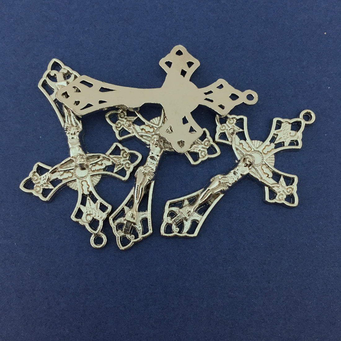 Alloy Silver Crucifix Cross Charm | Bellaire Wholesale