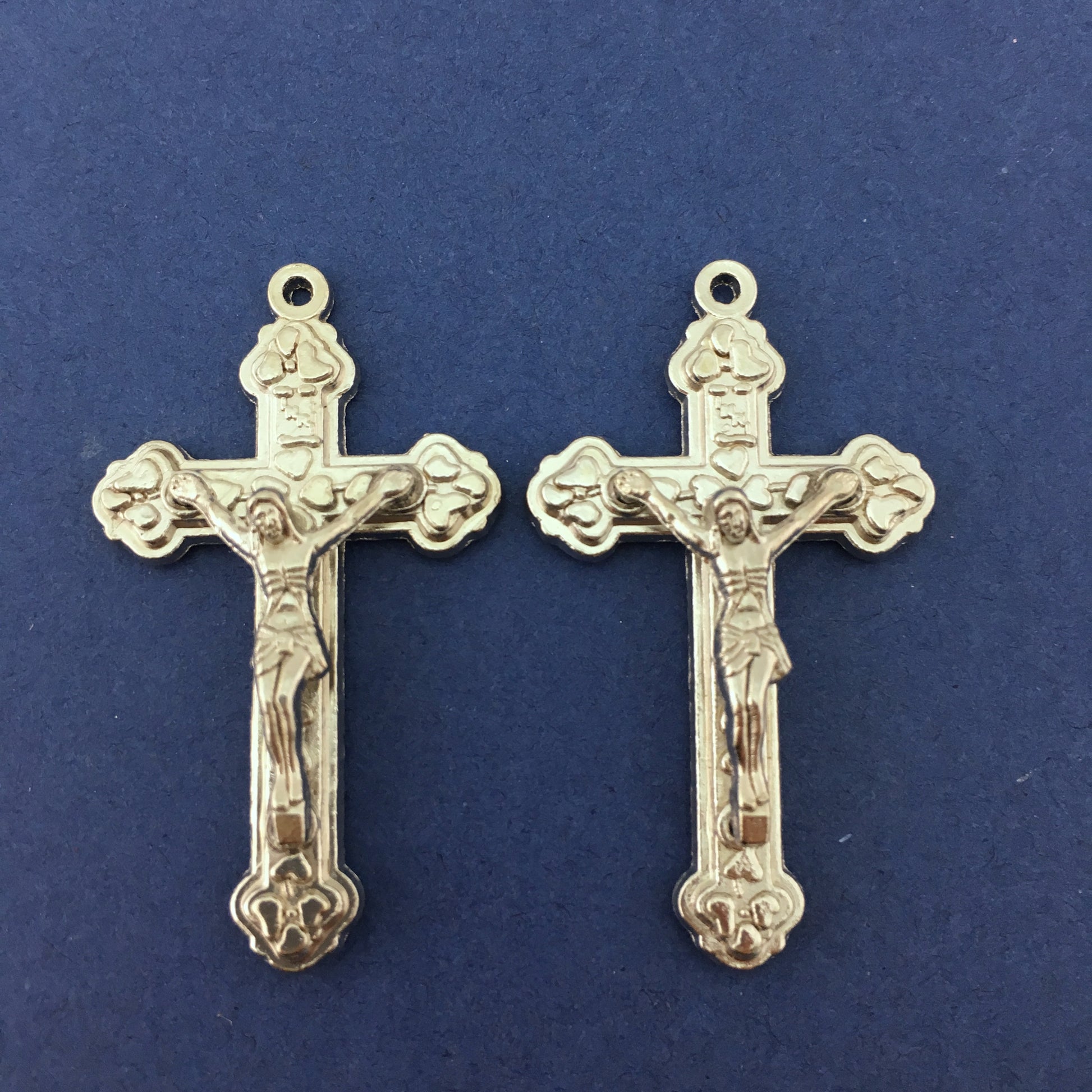 Alloy Silver Crucifix Cross Charm | Bellaire Wholesale