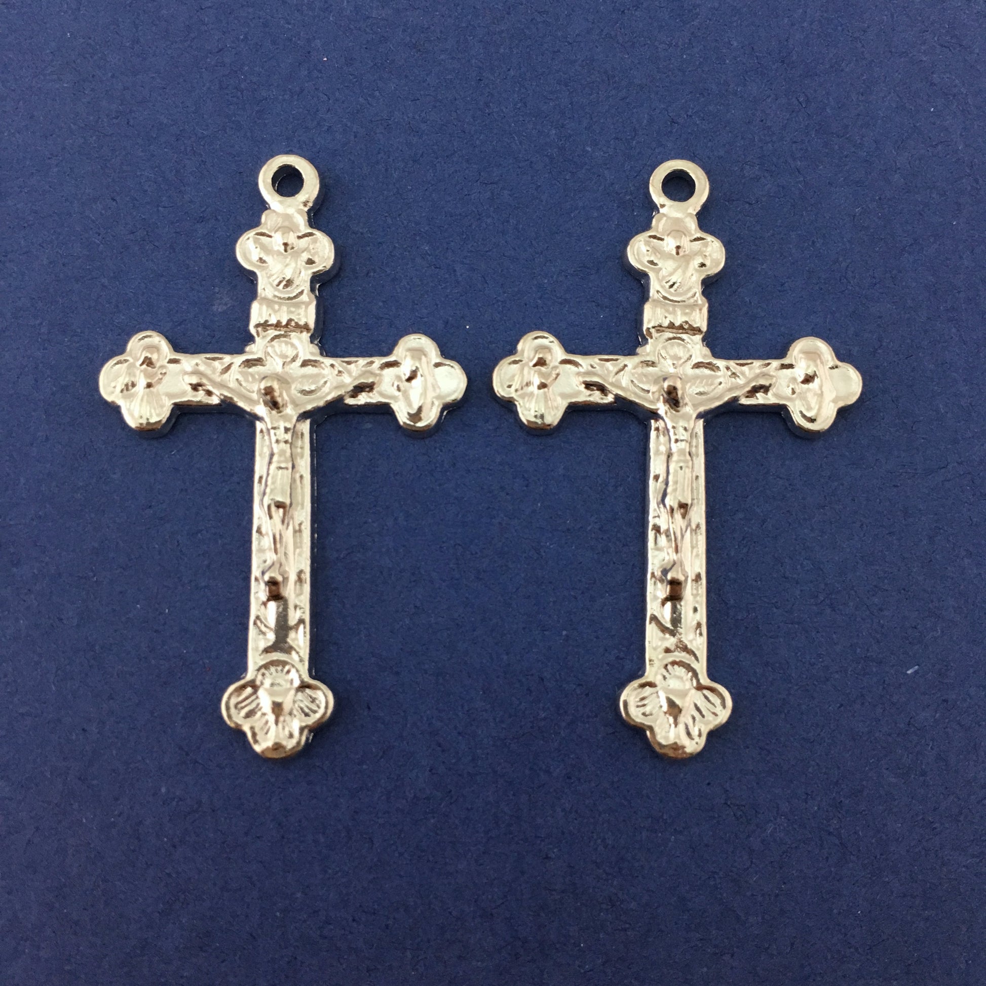 Alloy Silver Crucifix Cross Charm | Bellaire Wholesale
