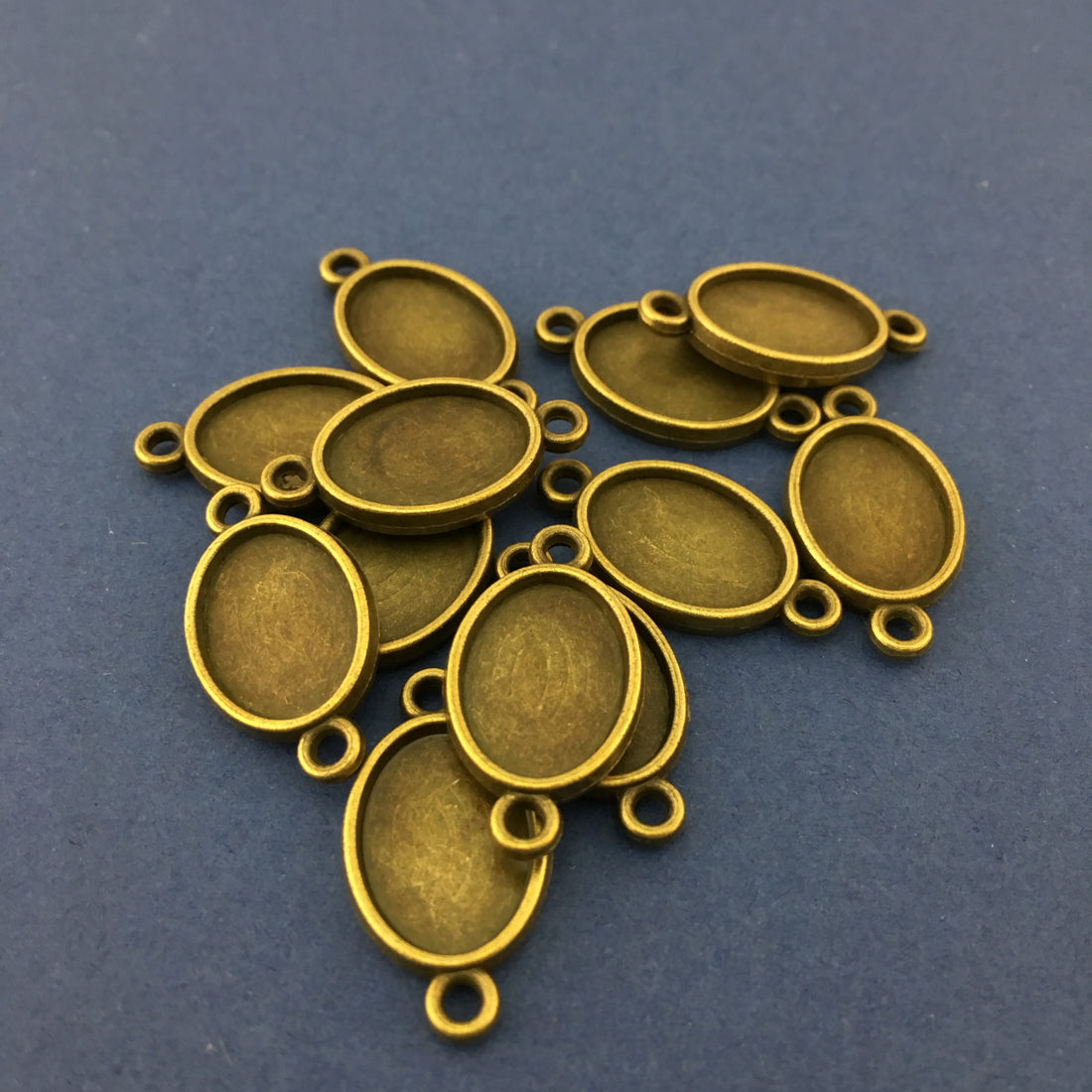 Bronze Oval Shape Alloy Jewellery Connectors | Bellaire Wholesale