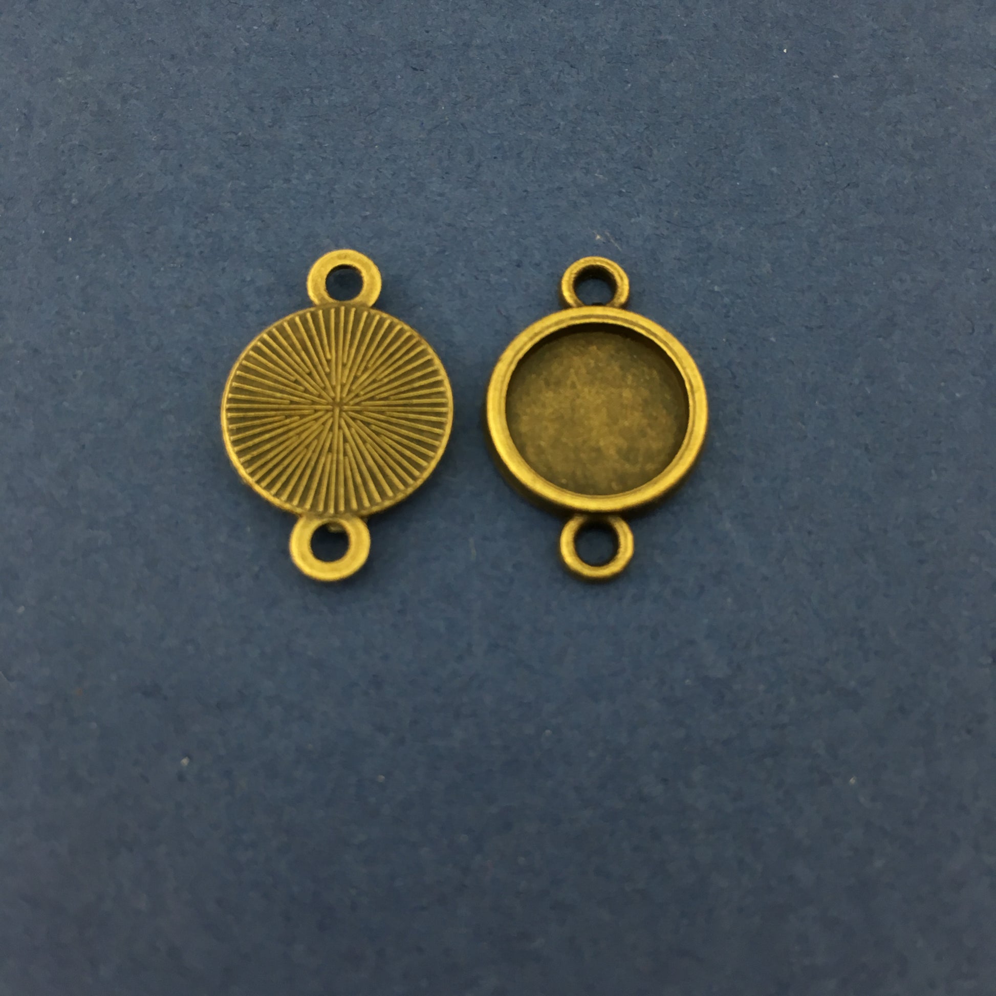 Bronze Oxidized Round Alloy Jewellery Connectors | Bellaire Wholesale