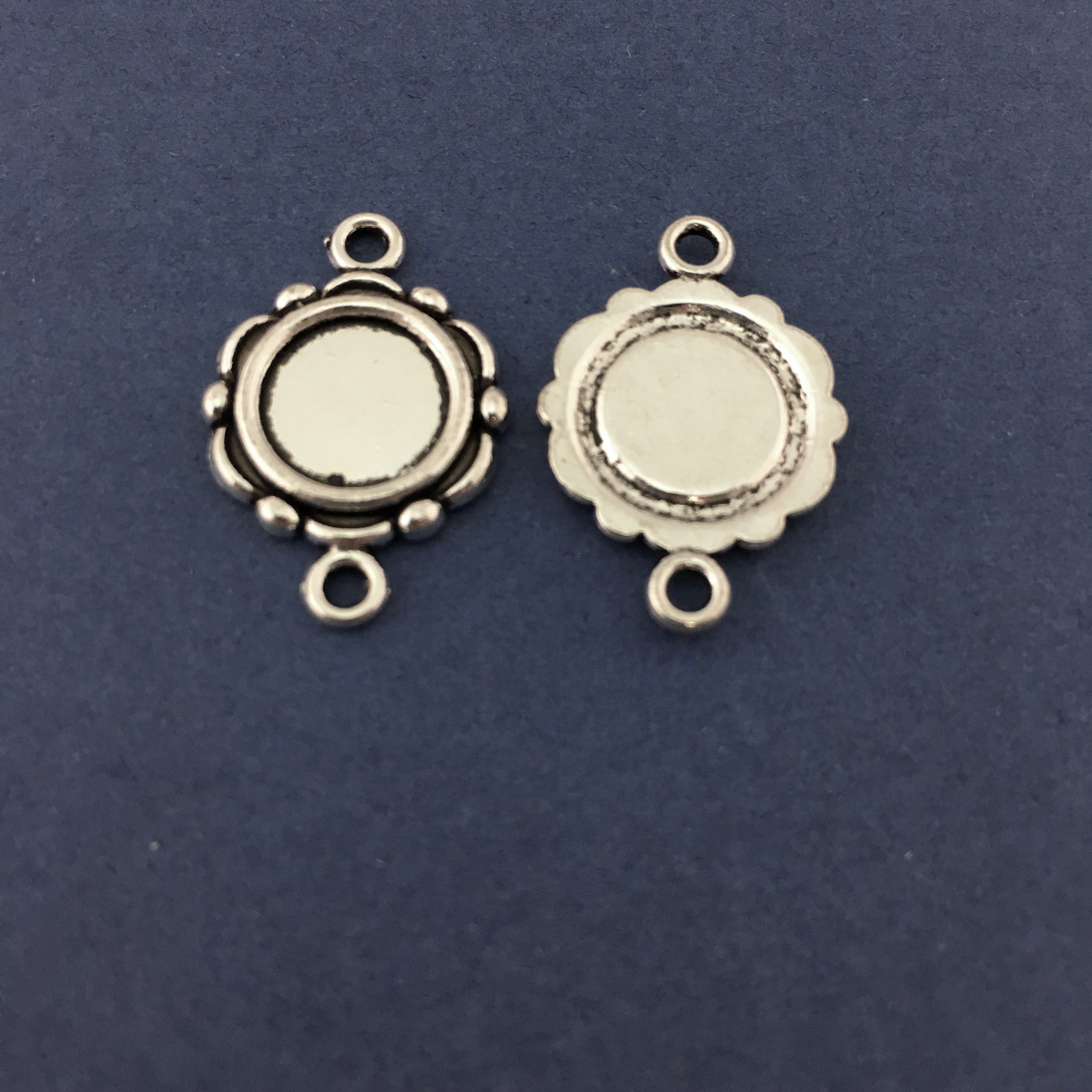 Silver Round with Curves Alloy Jewellery Connector| Bellaire Wholesale
