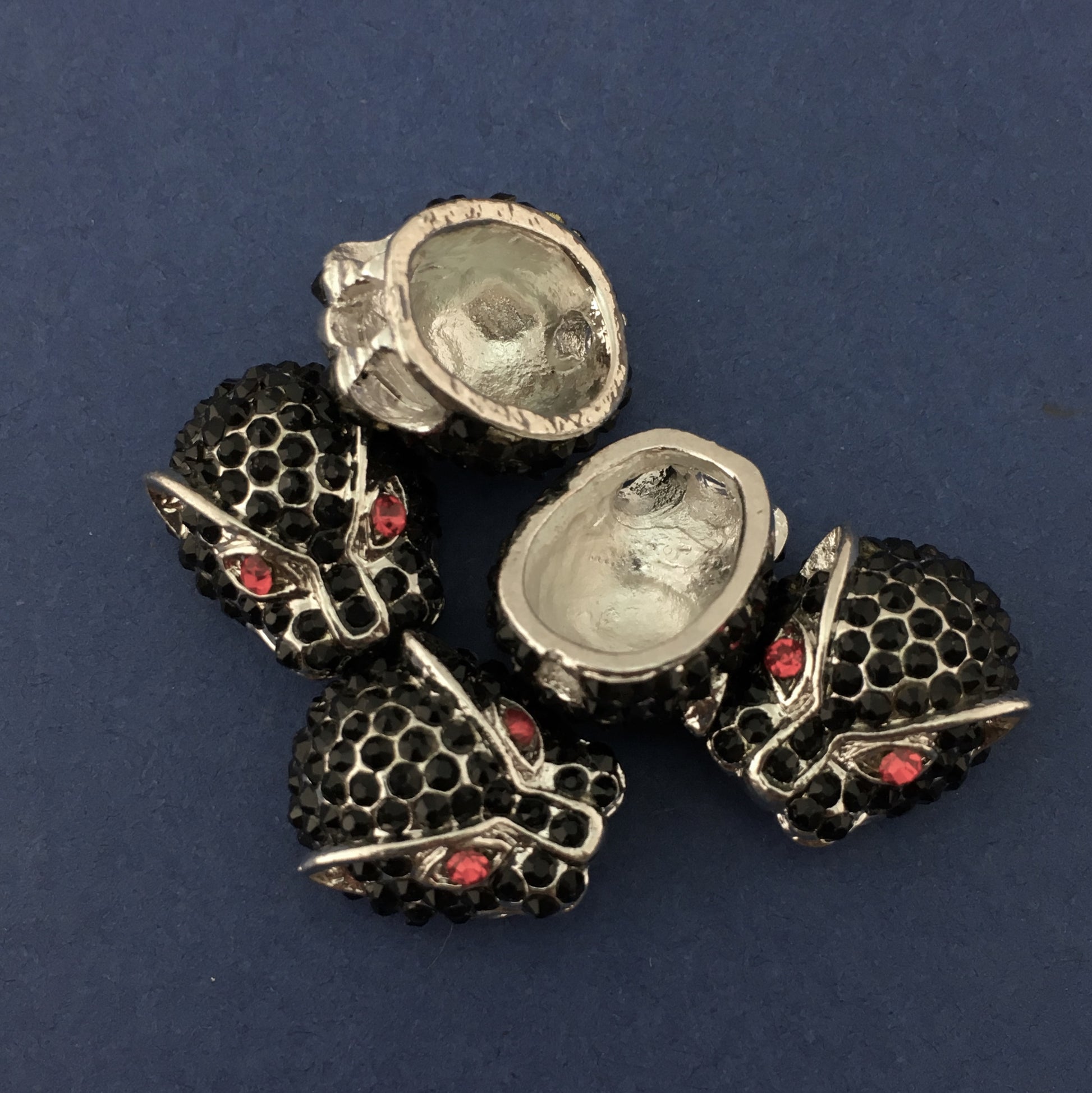 Alloy Silver Panther Head Bead | Bellaire Wholesale