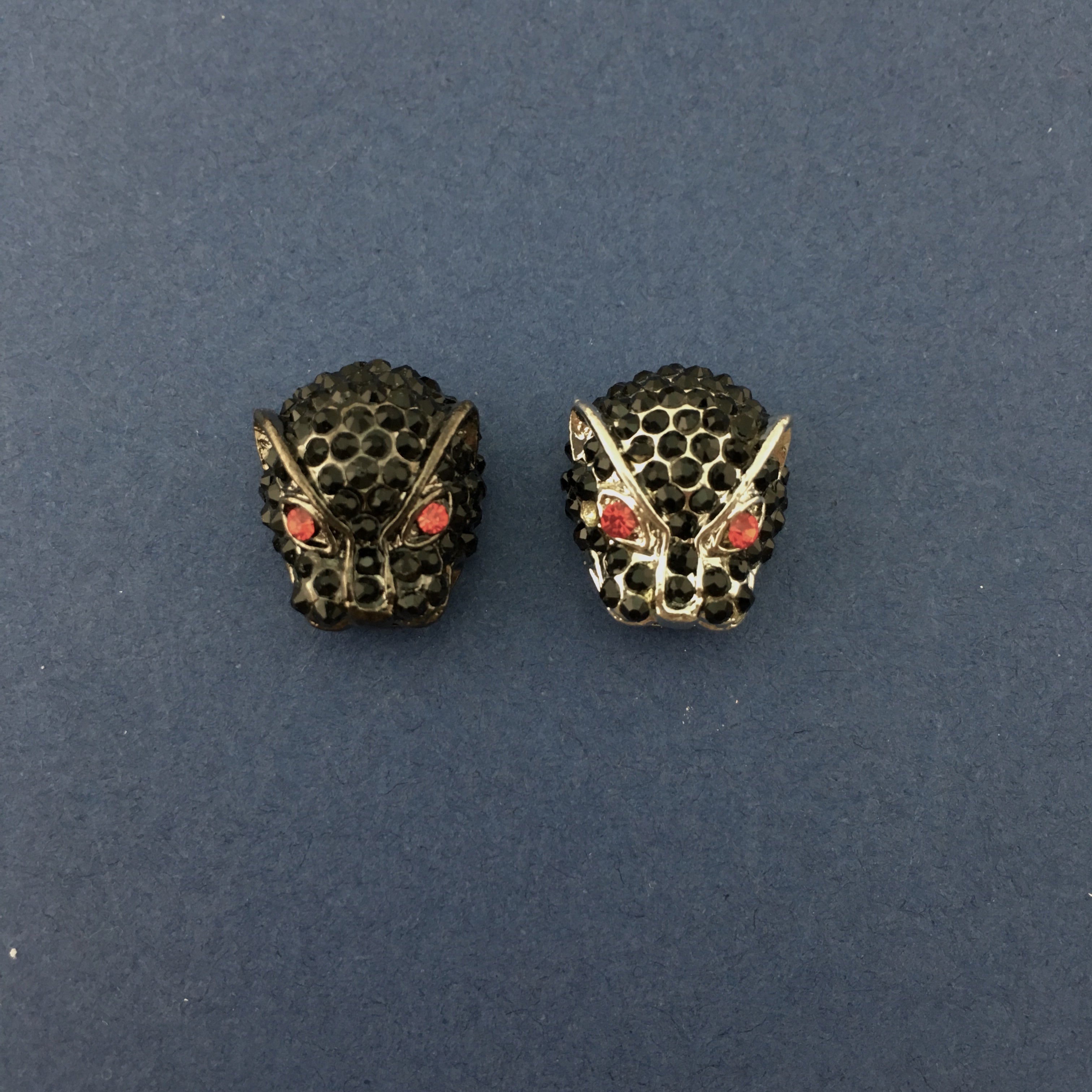 Alloy Silver Panther Head Bead | Bellaire Wholesale